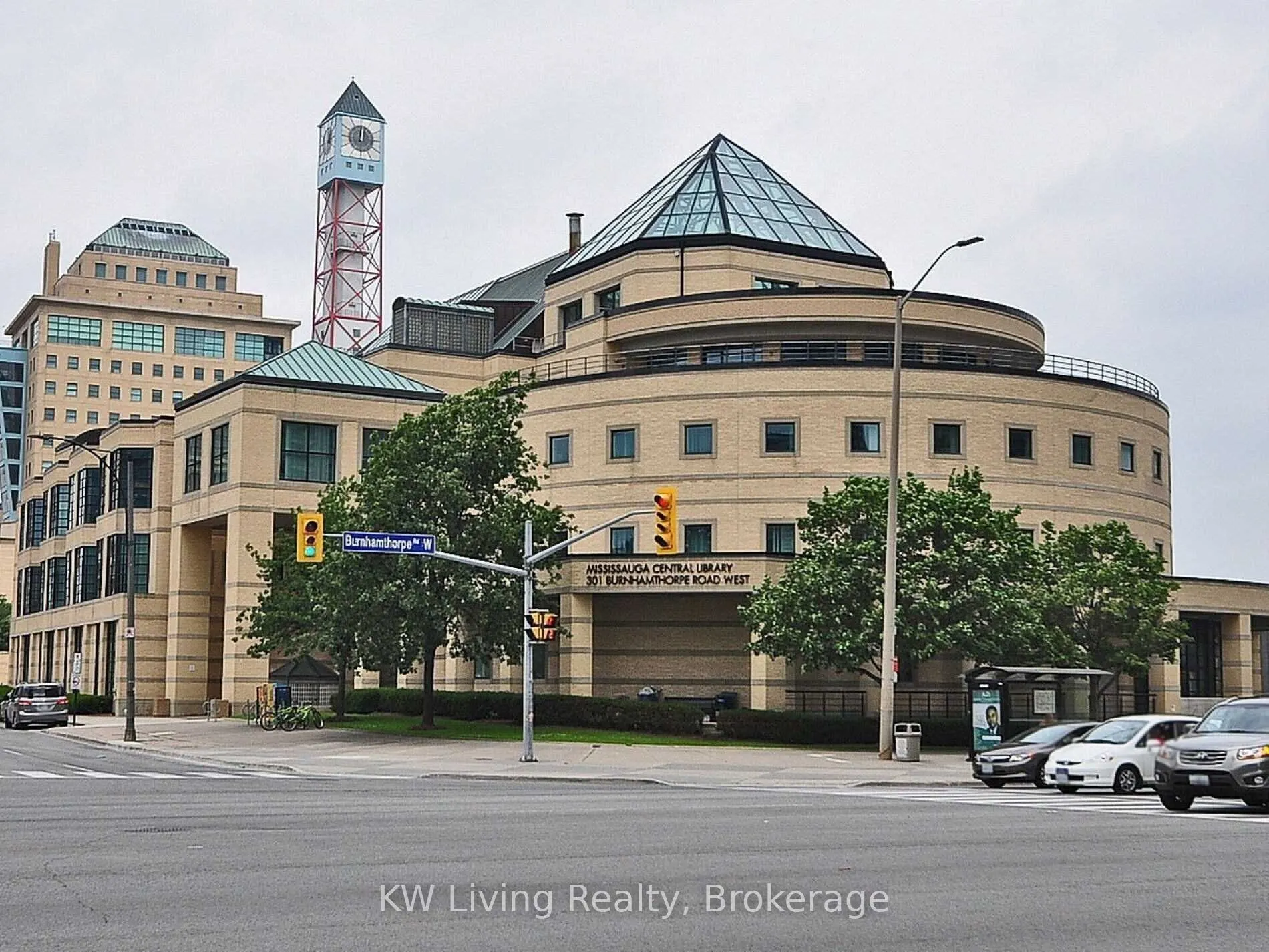 3888 Duke Of York Boulevard, #733