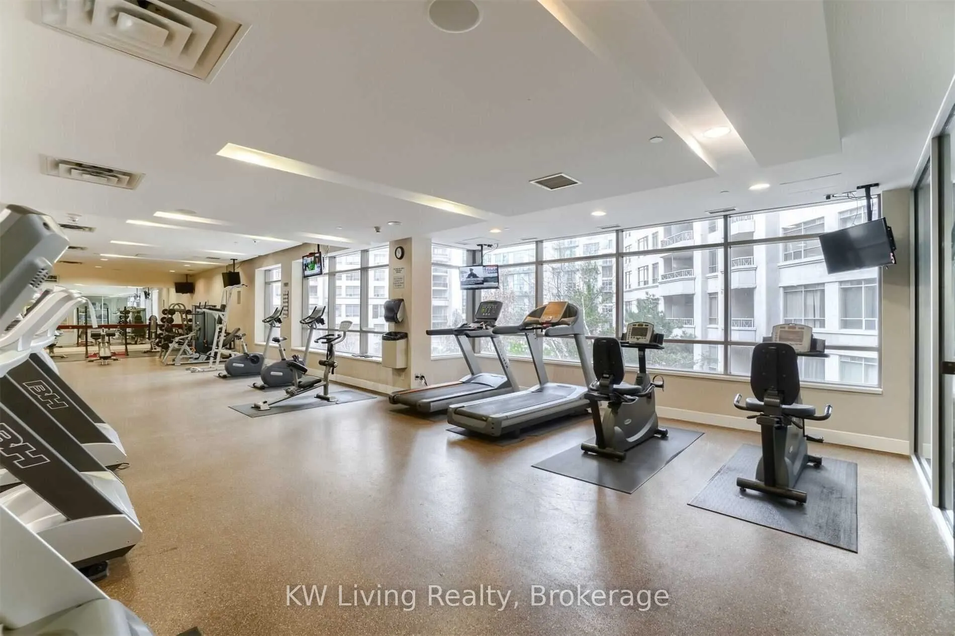 3888 Duke Of York Boulevard, #733