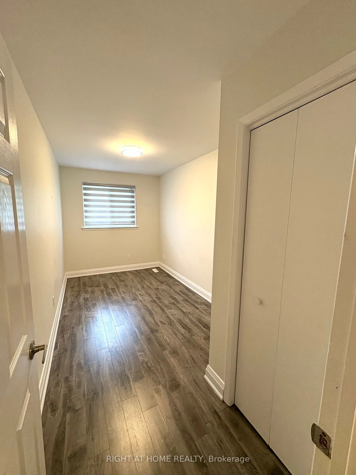 5473 Schueller Crescent