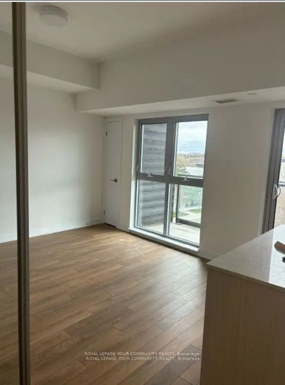 2433 DUFFERIN Street, #511