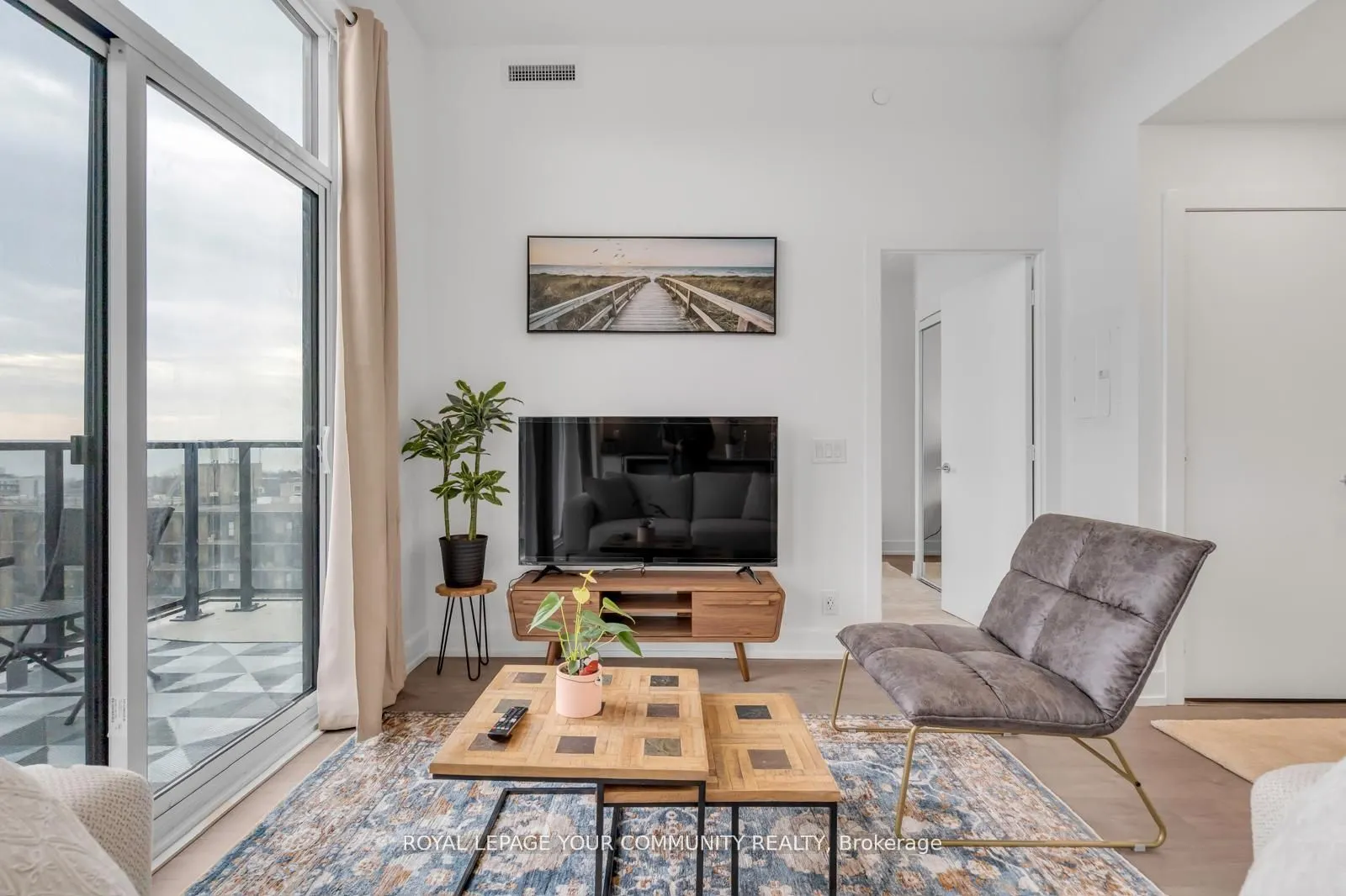 270 Dufferin Street, #1106