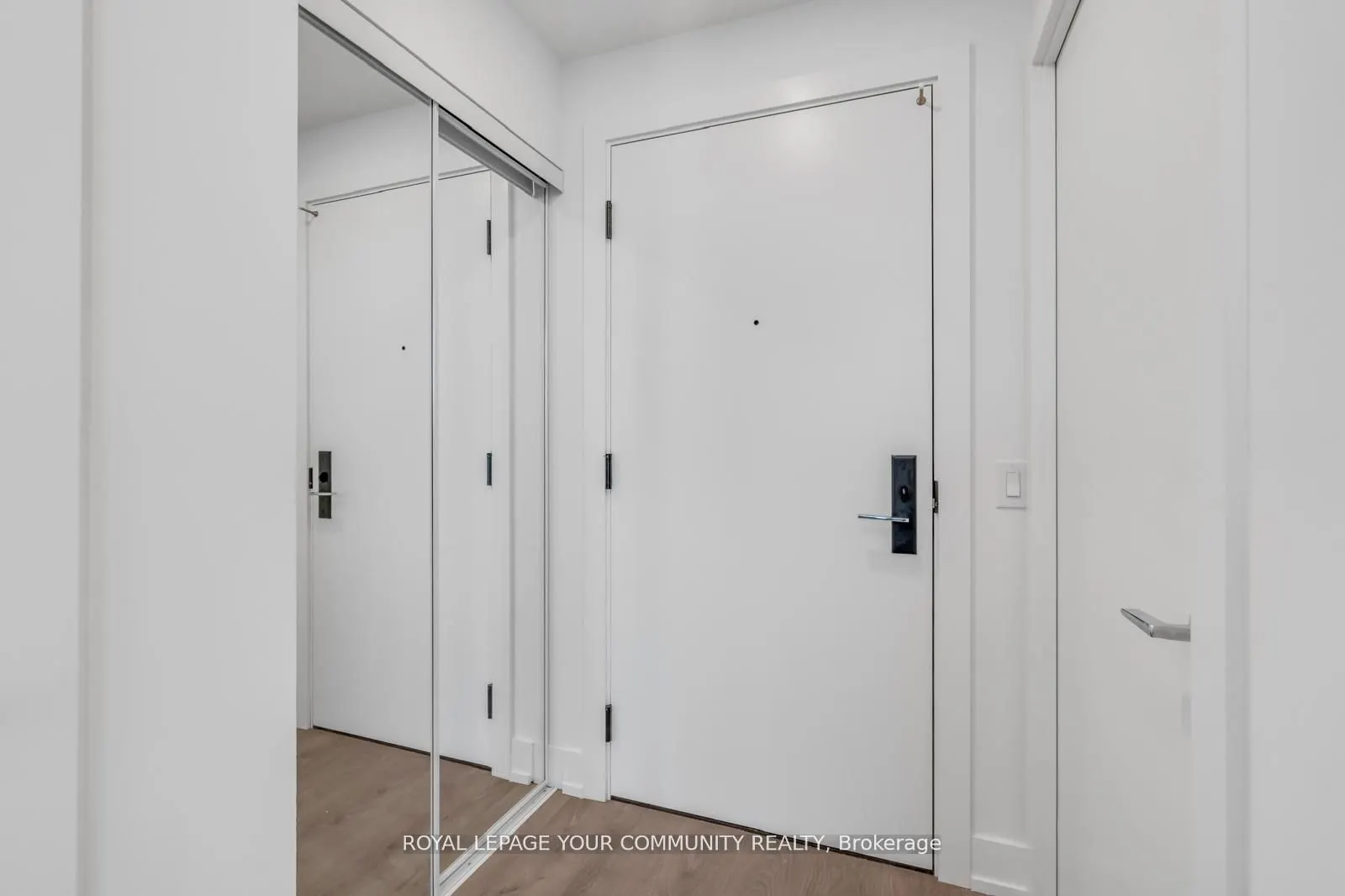 270 Dufferin Street, #1106
