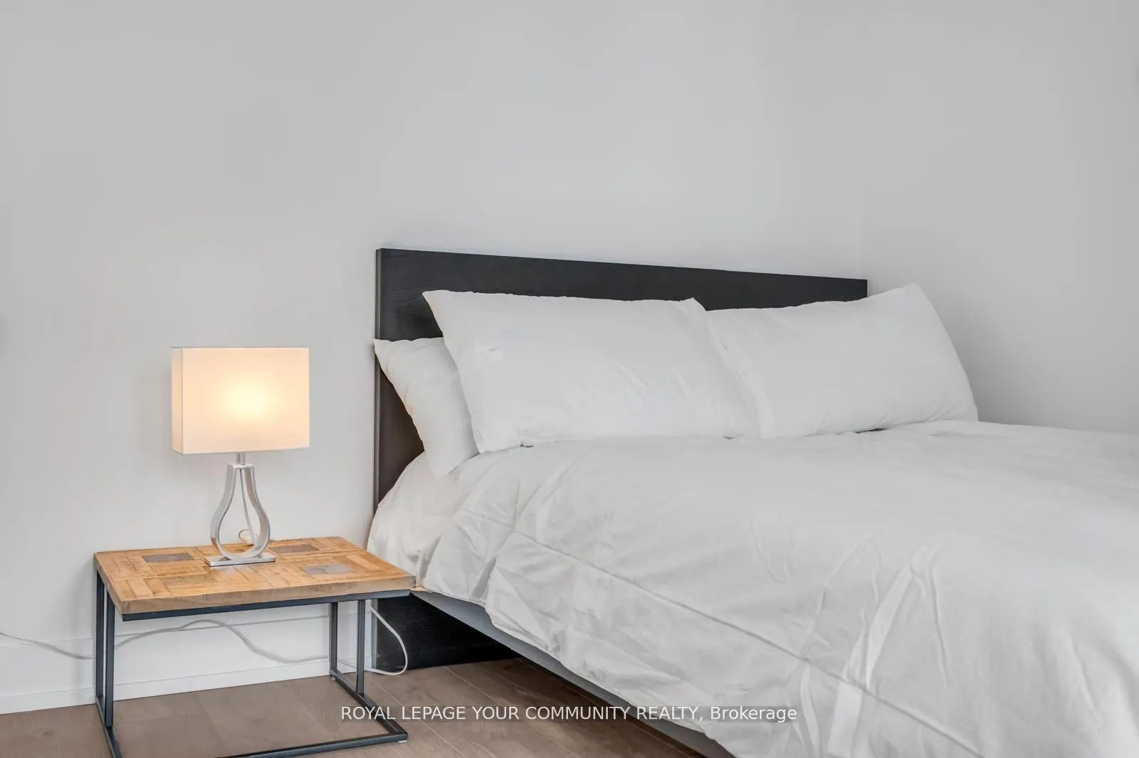 270 Dufferin Street, #1106