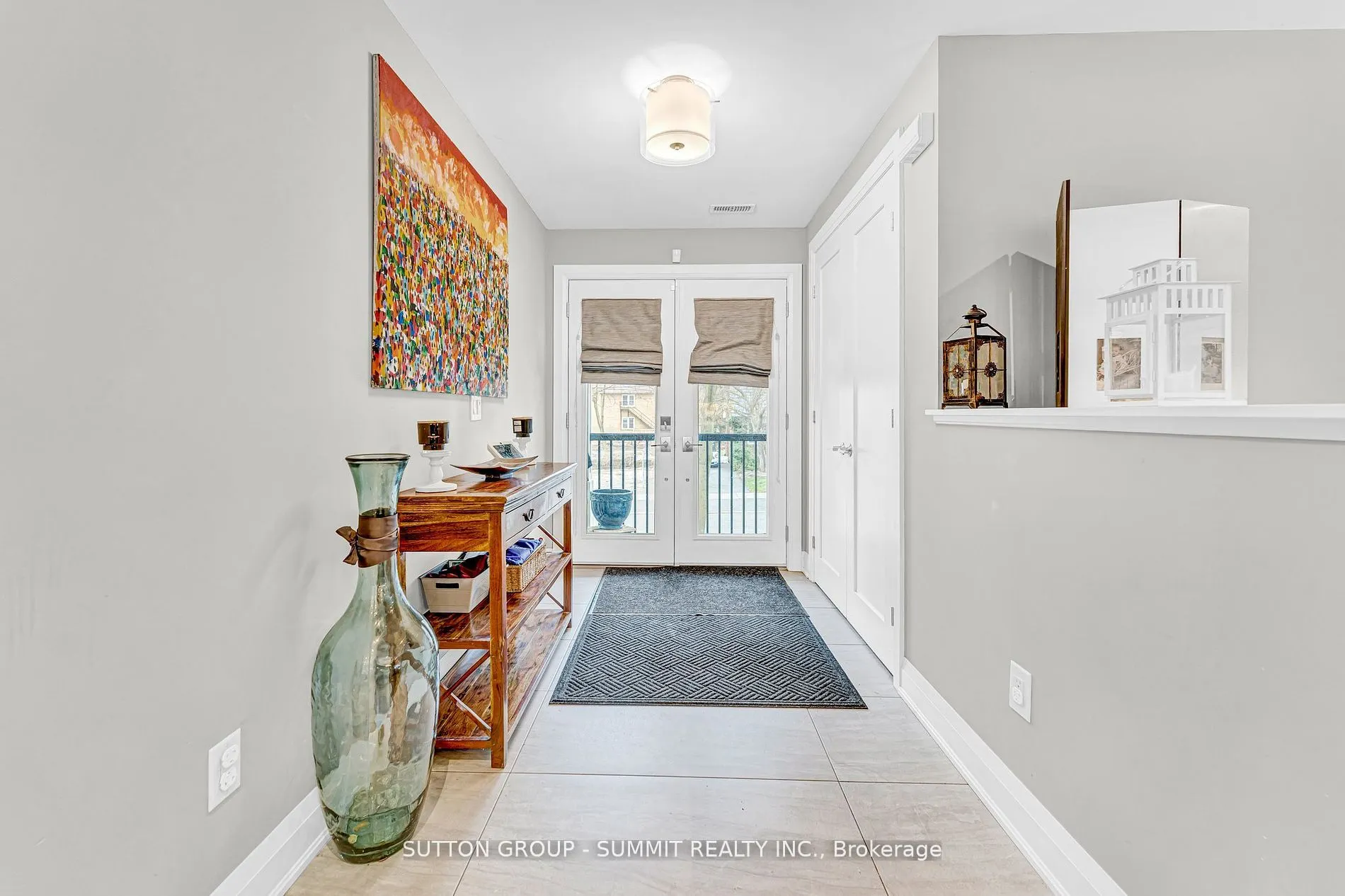 31 Oakwood Avenue N