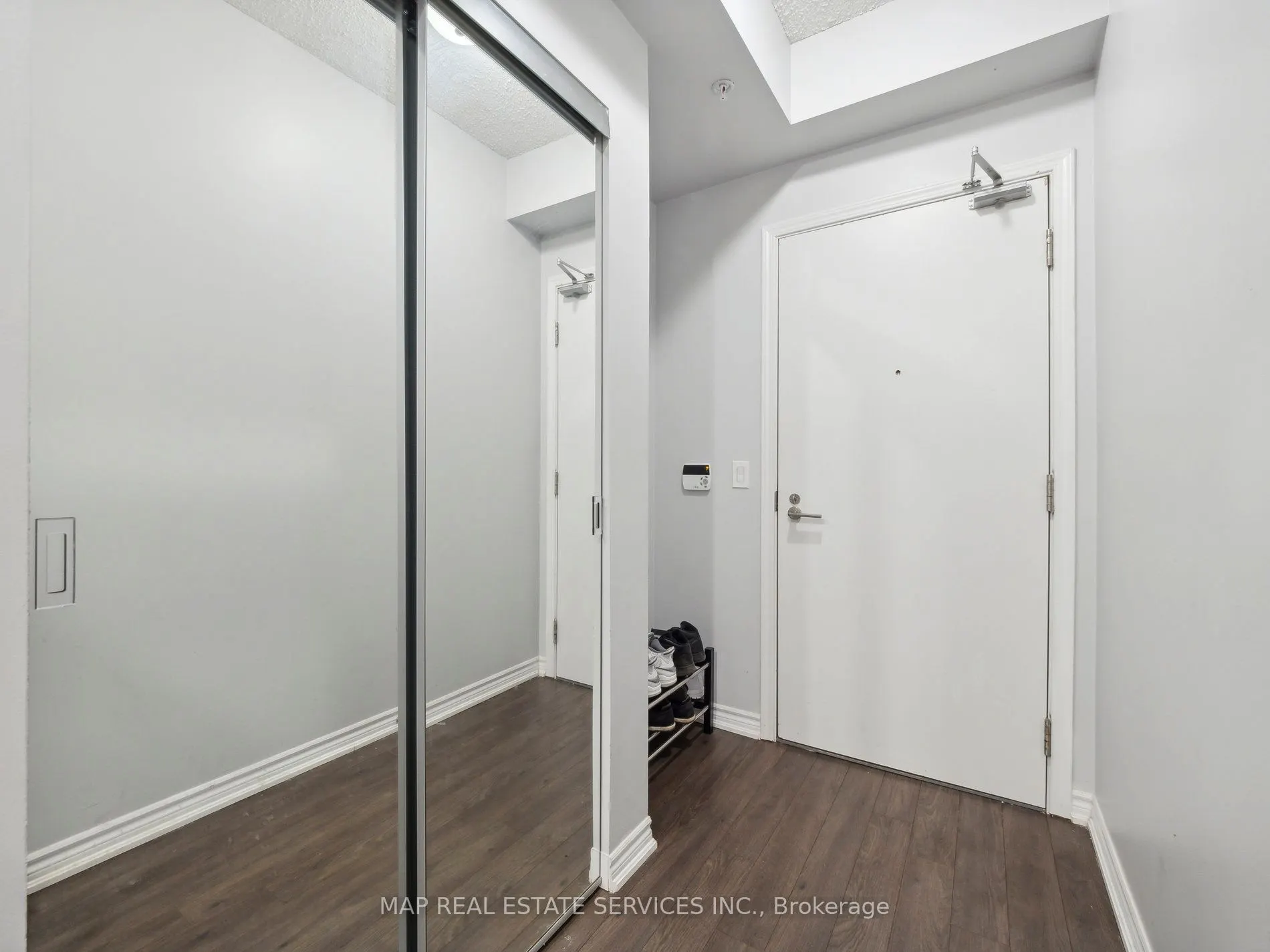 15 James Finlay Way, #805
