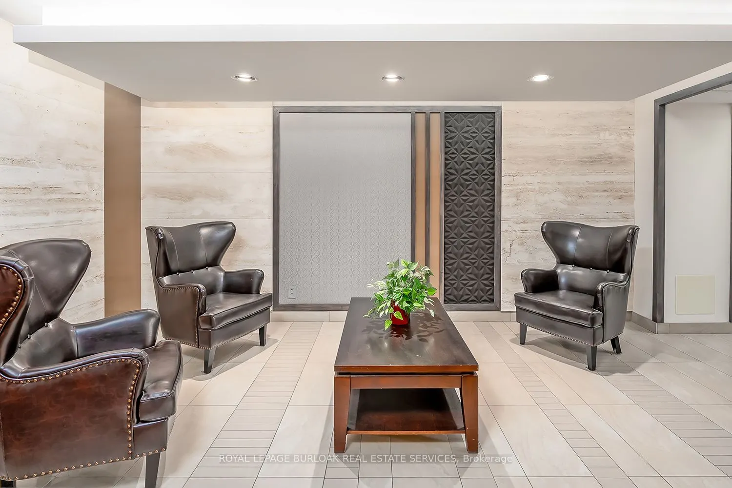 1415 Ghent Avenue, #207