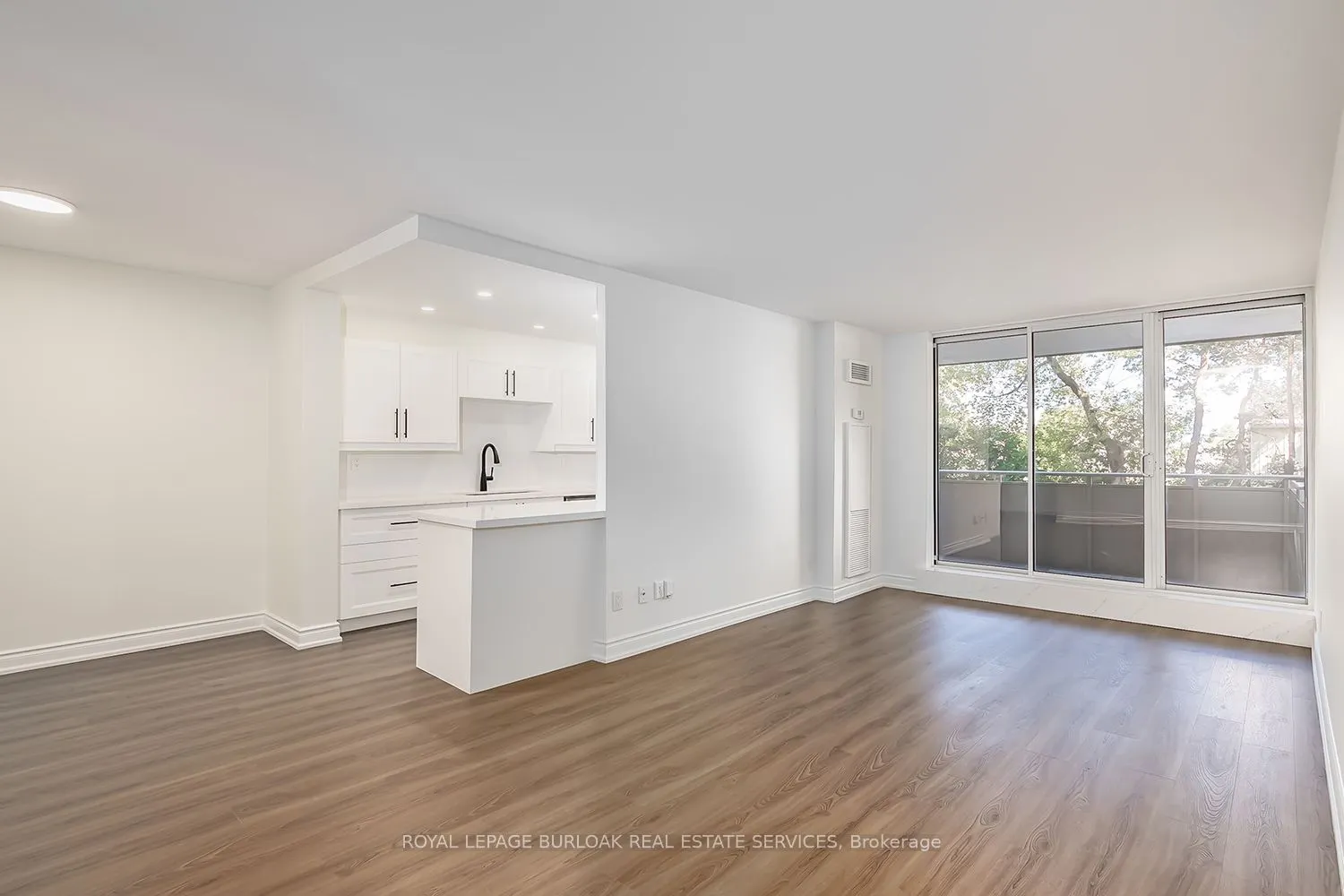 1415 Ghent Avenue, #207