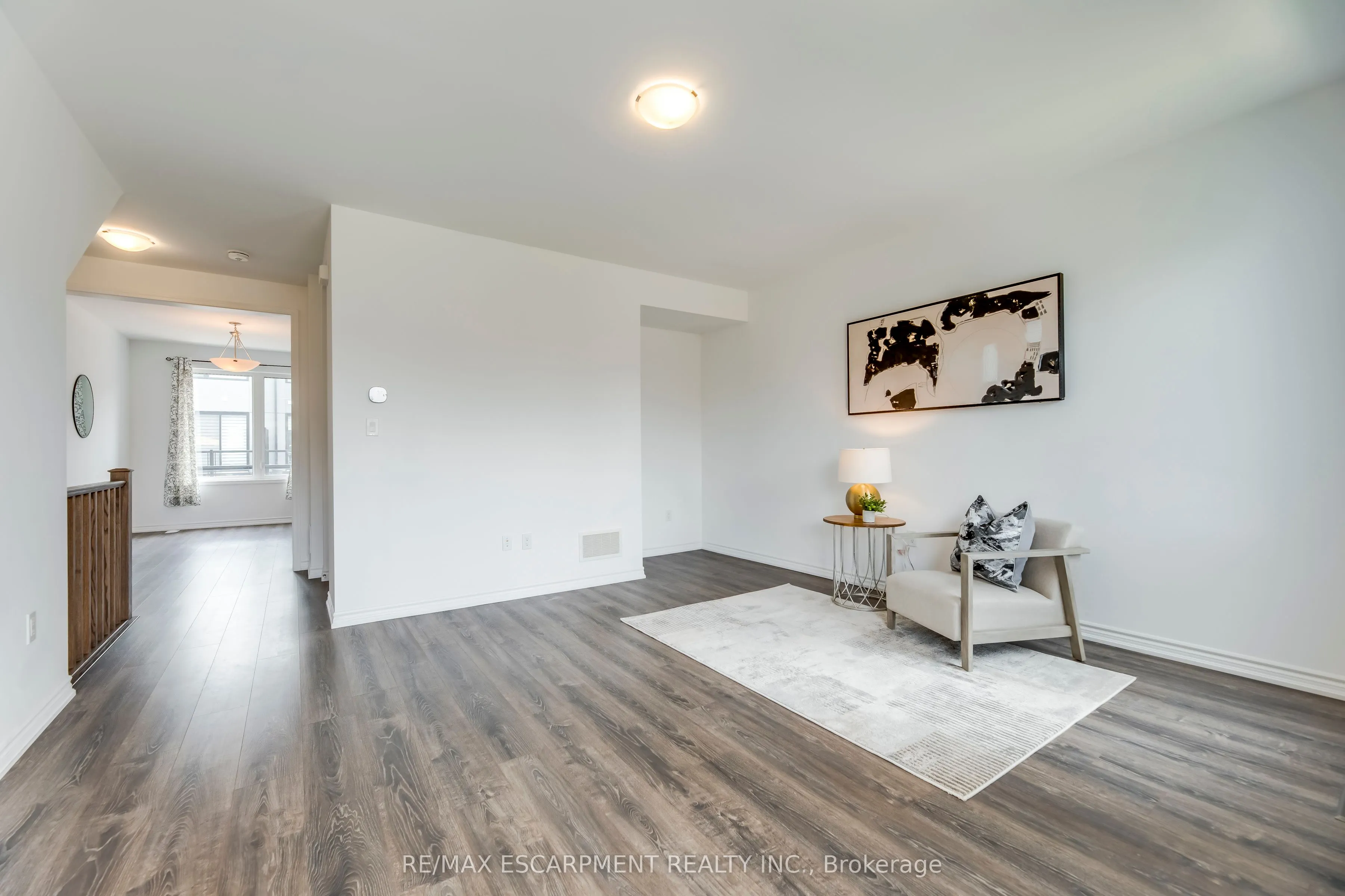 82 Huguenot Road, #82