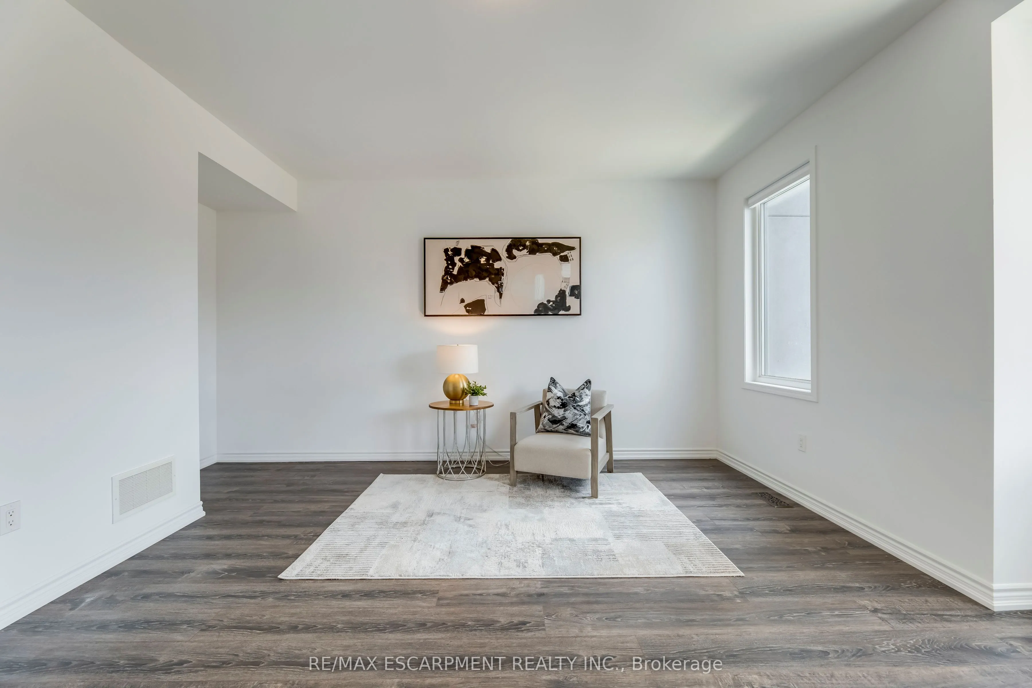 82 Huguenot Road, #82