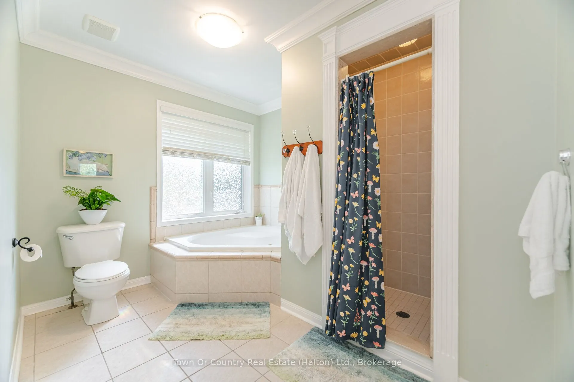 723 Turrell Crescent