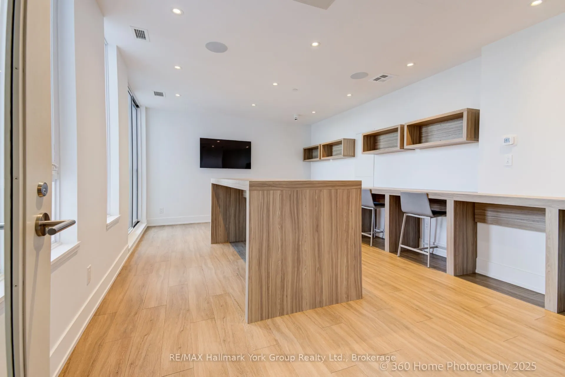 3100 Keele Street, #534