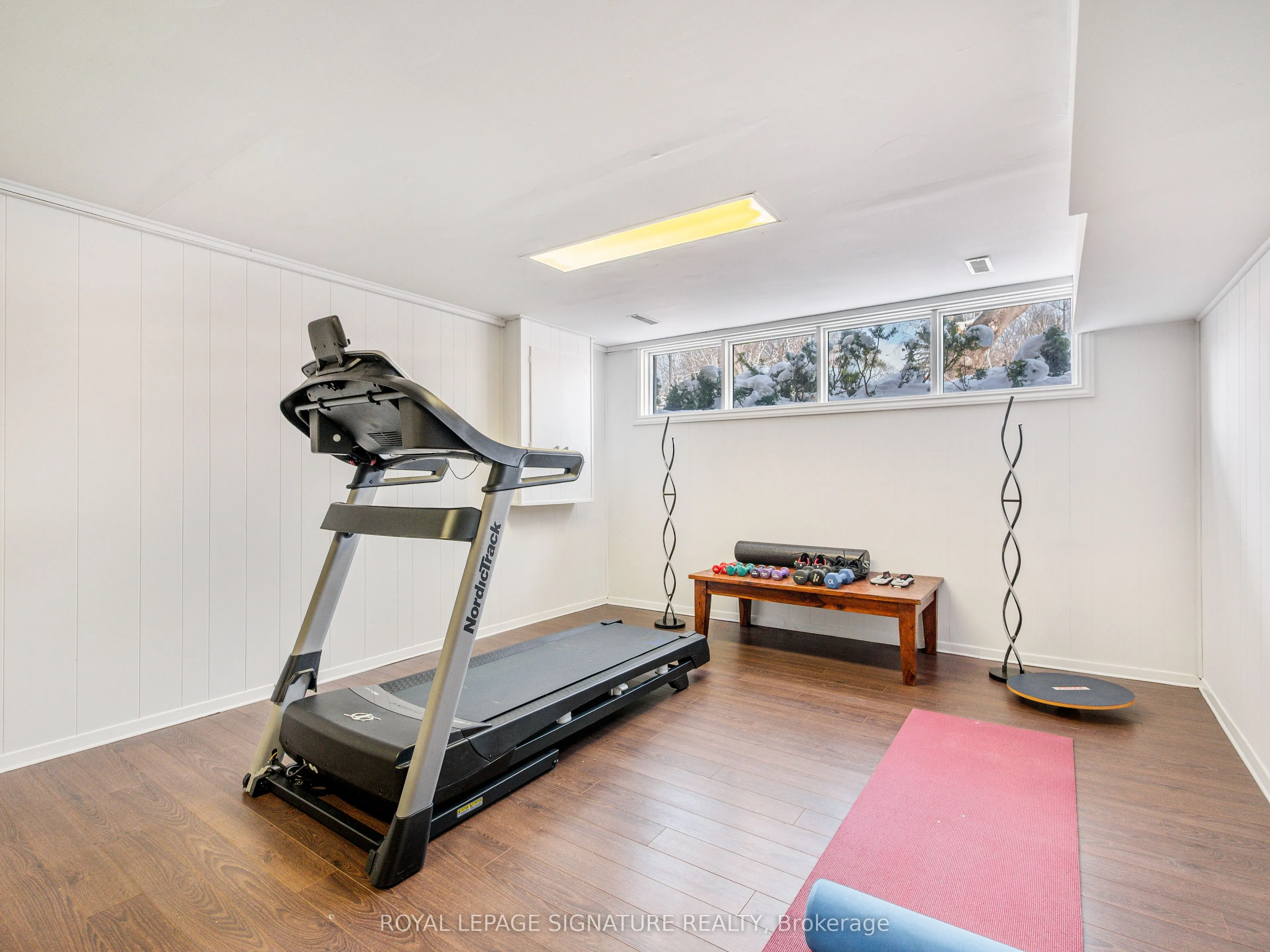 1376 Tecumseh Park Drive