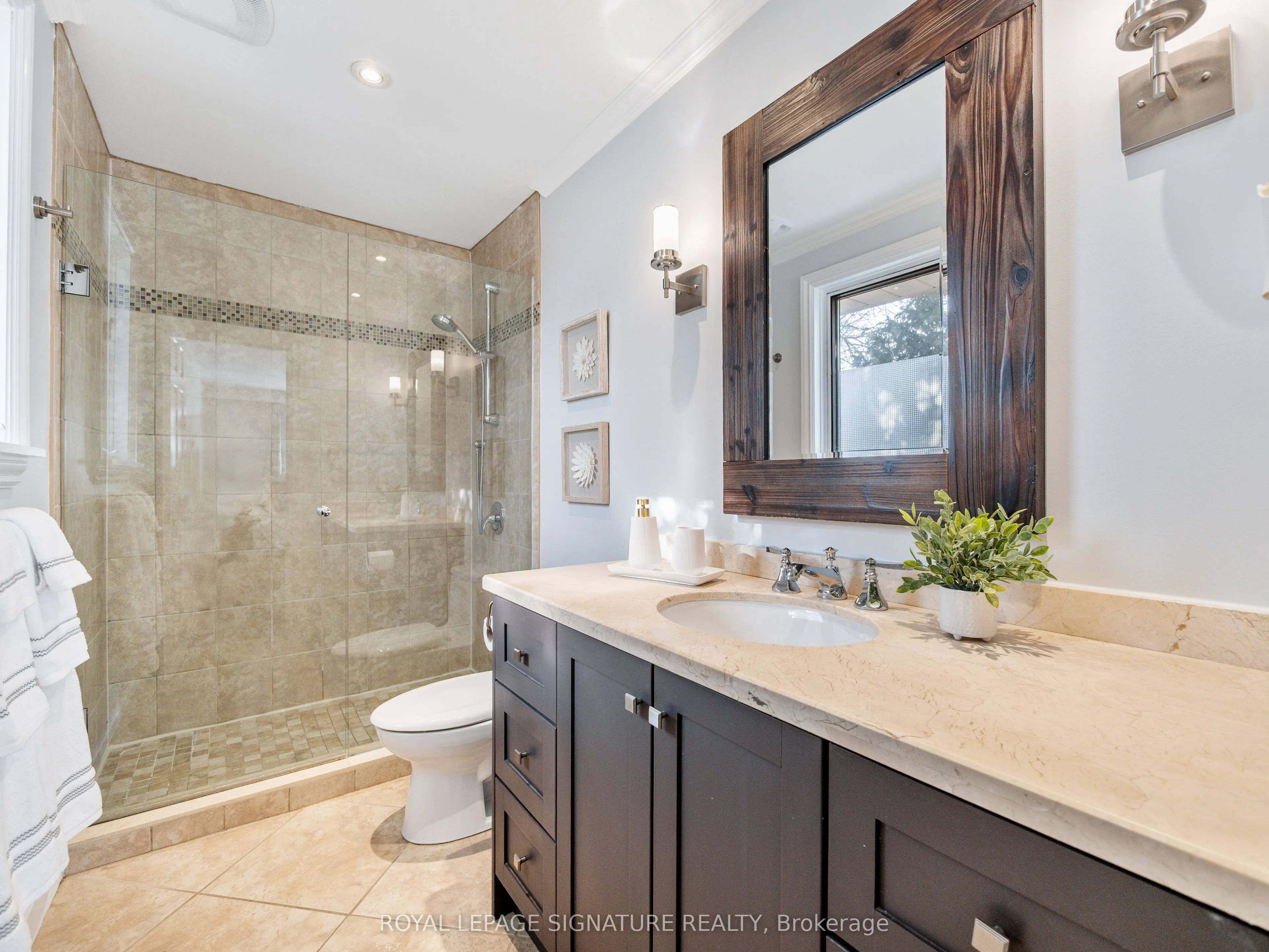 1376 Tecumseh Park Drive