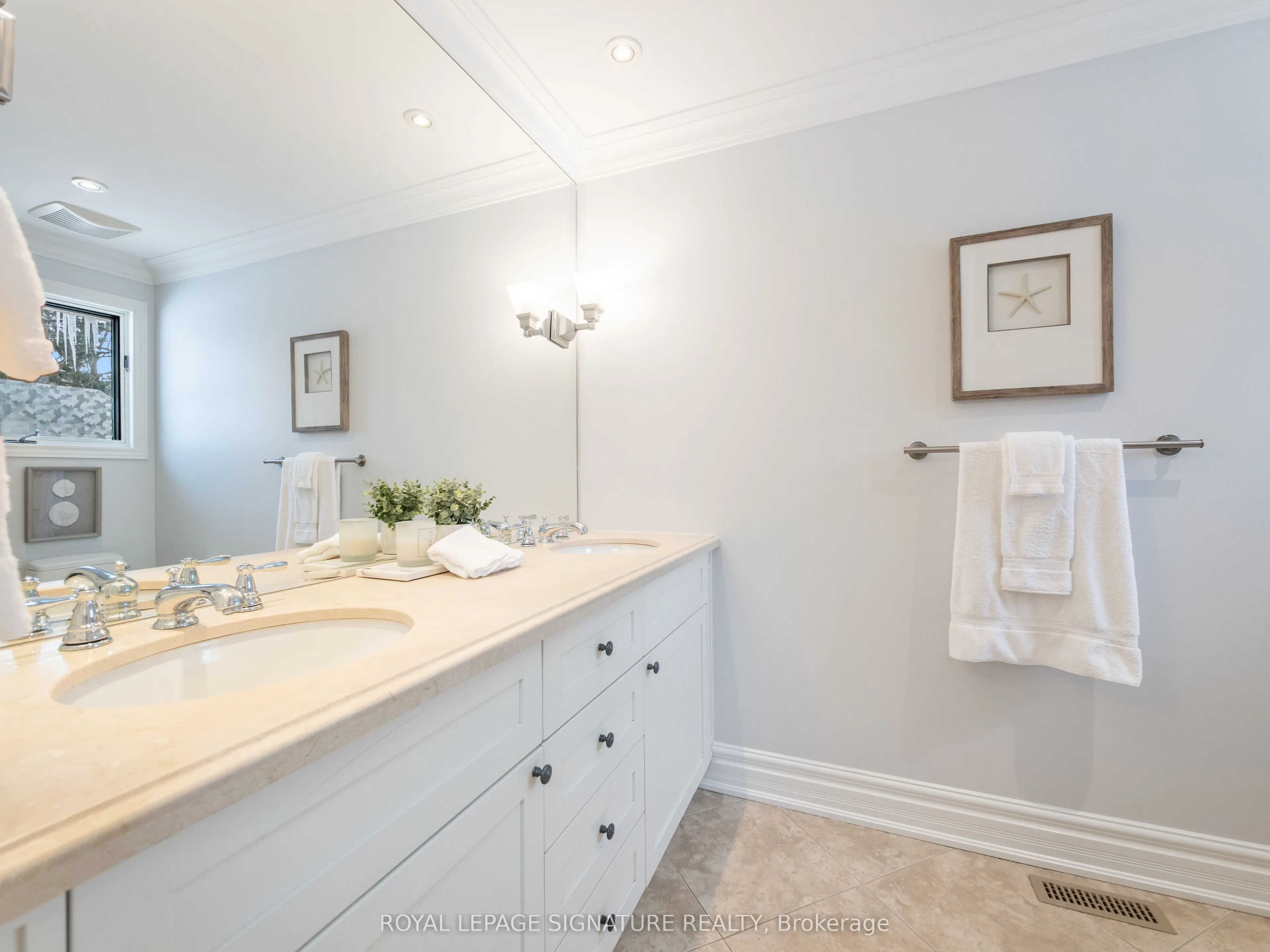 1376 Tecumseh Park Drive