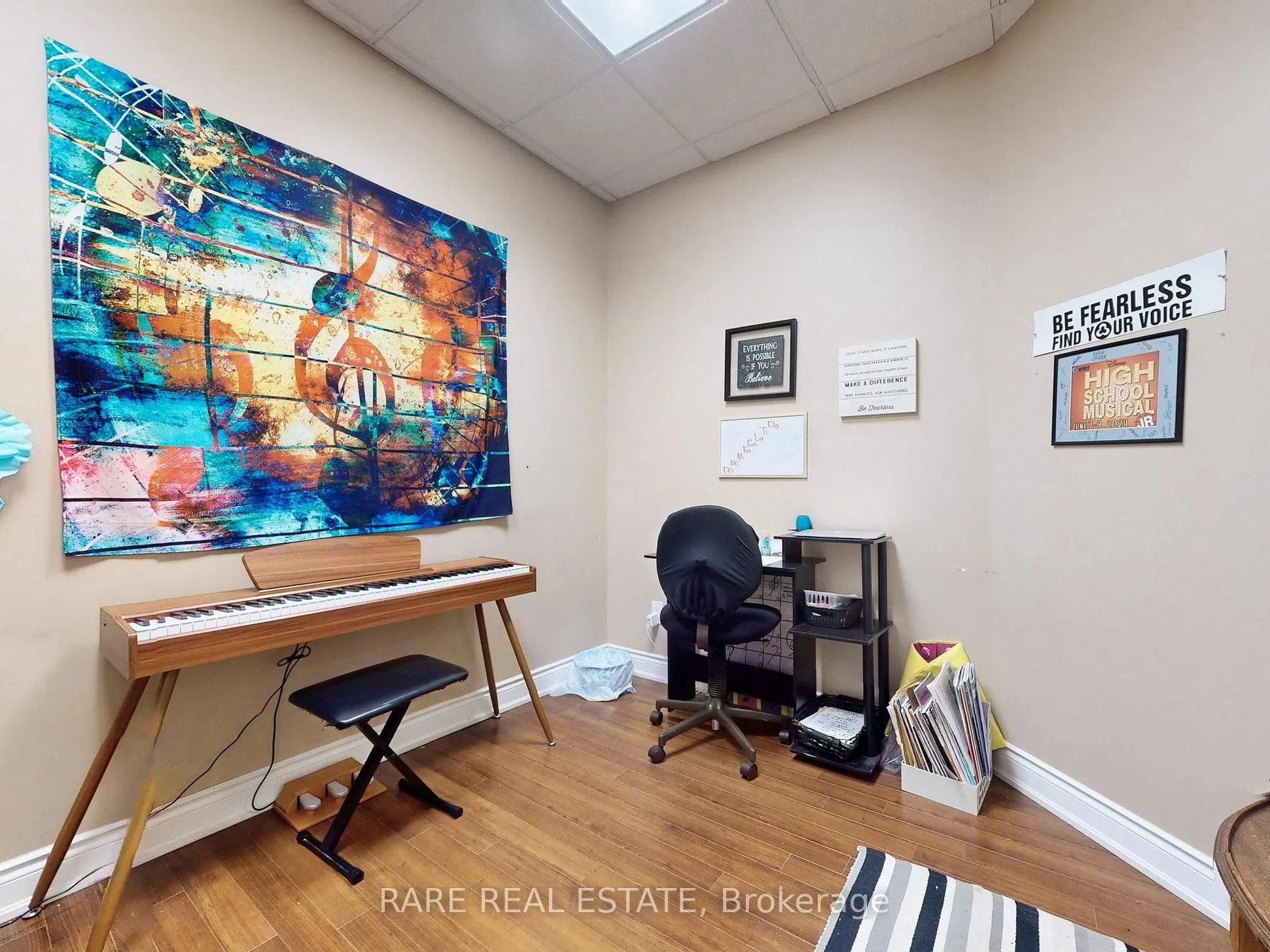 48 Centennial Road, #3