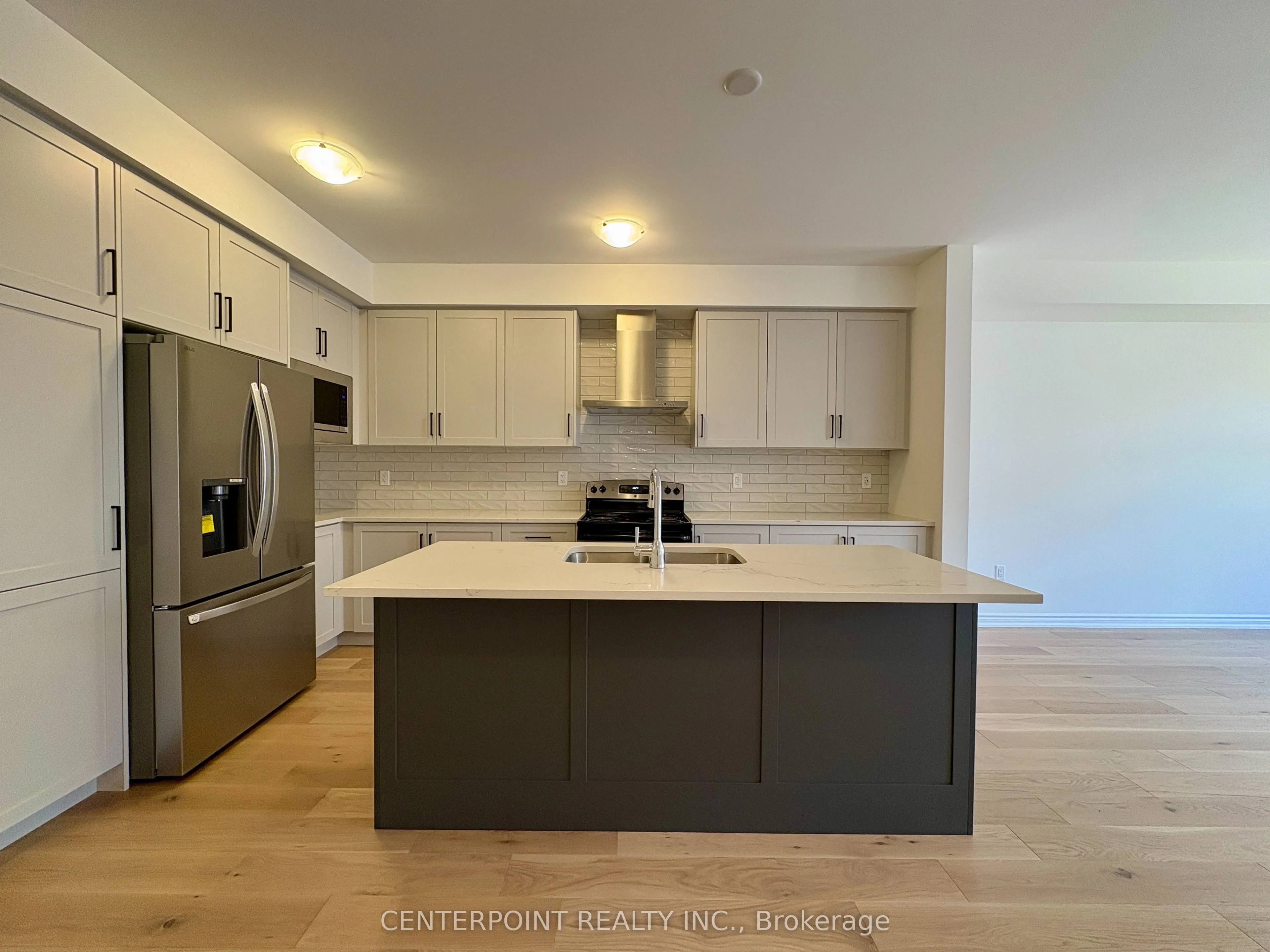 3084 Harvard Gardens