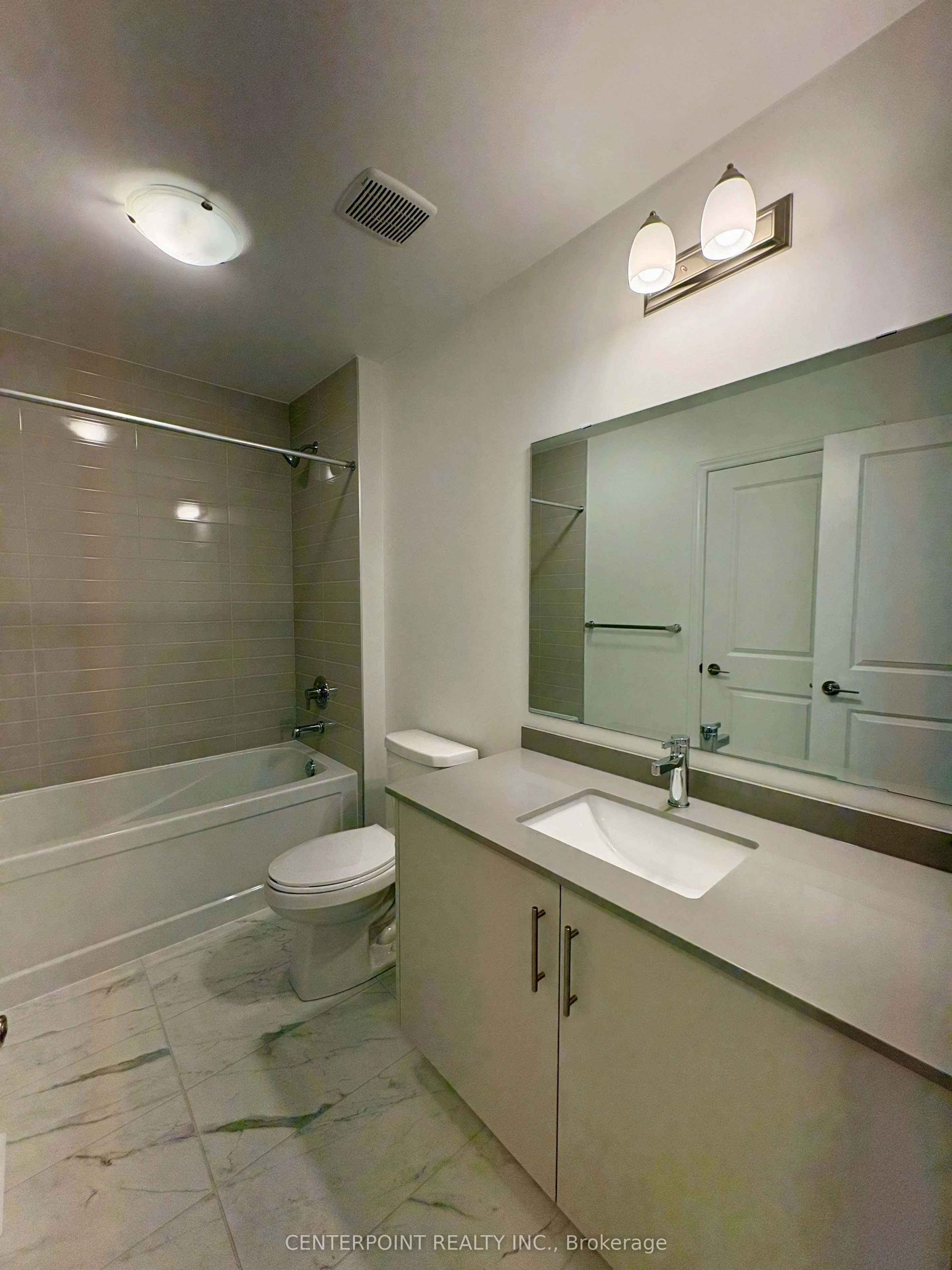 3084 Harvard Gardens