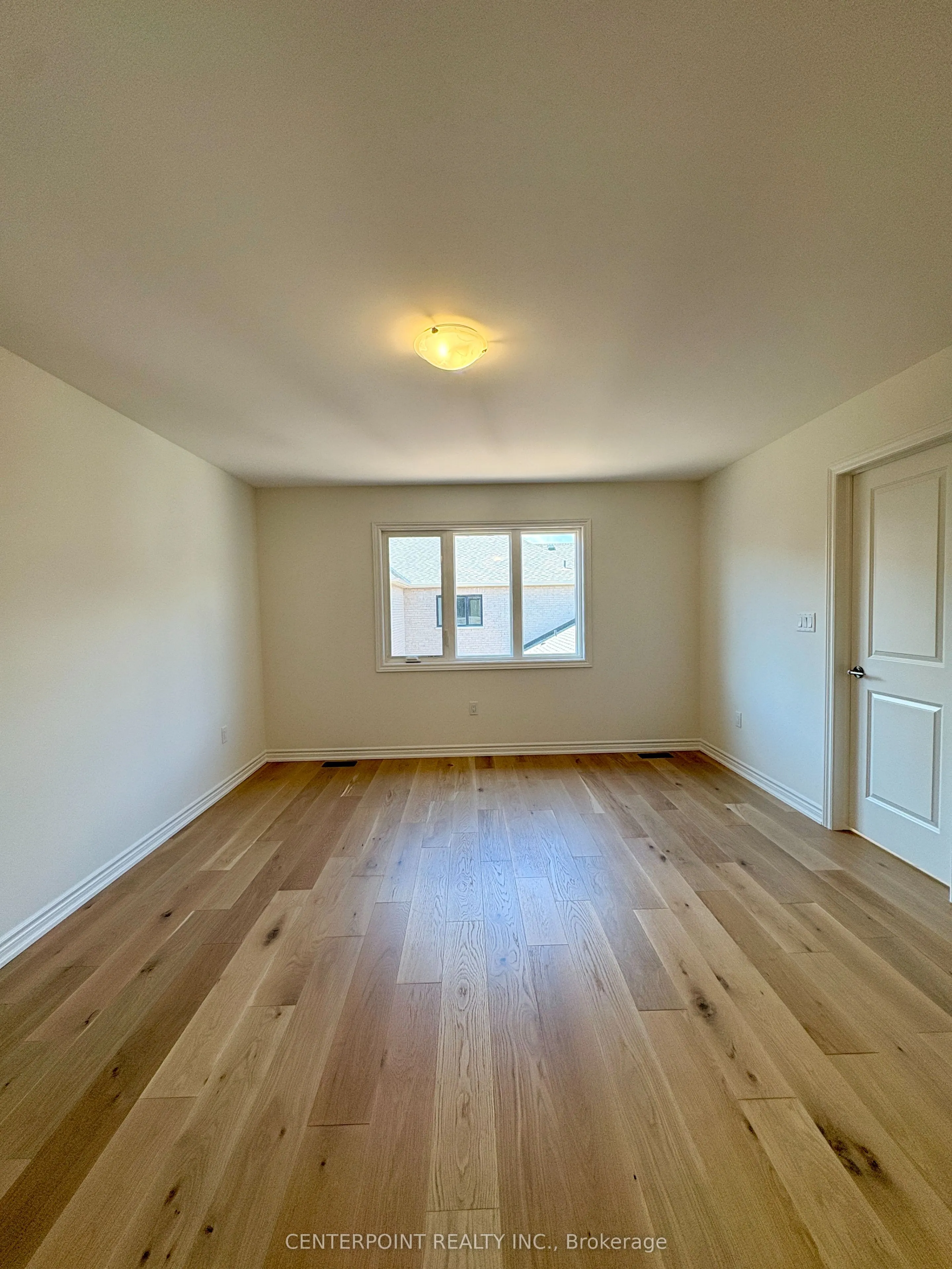 3084 Harvard Gardens