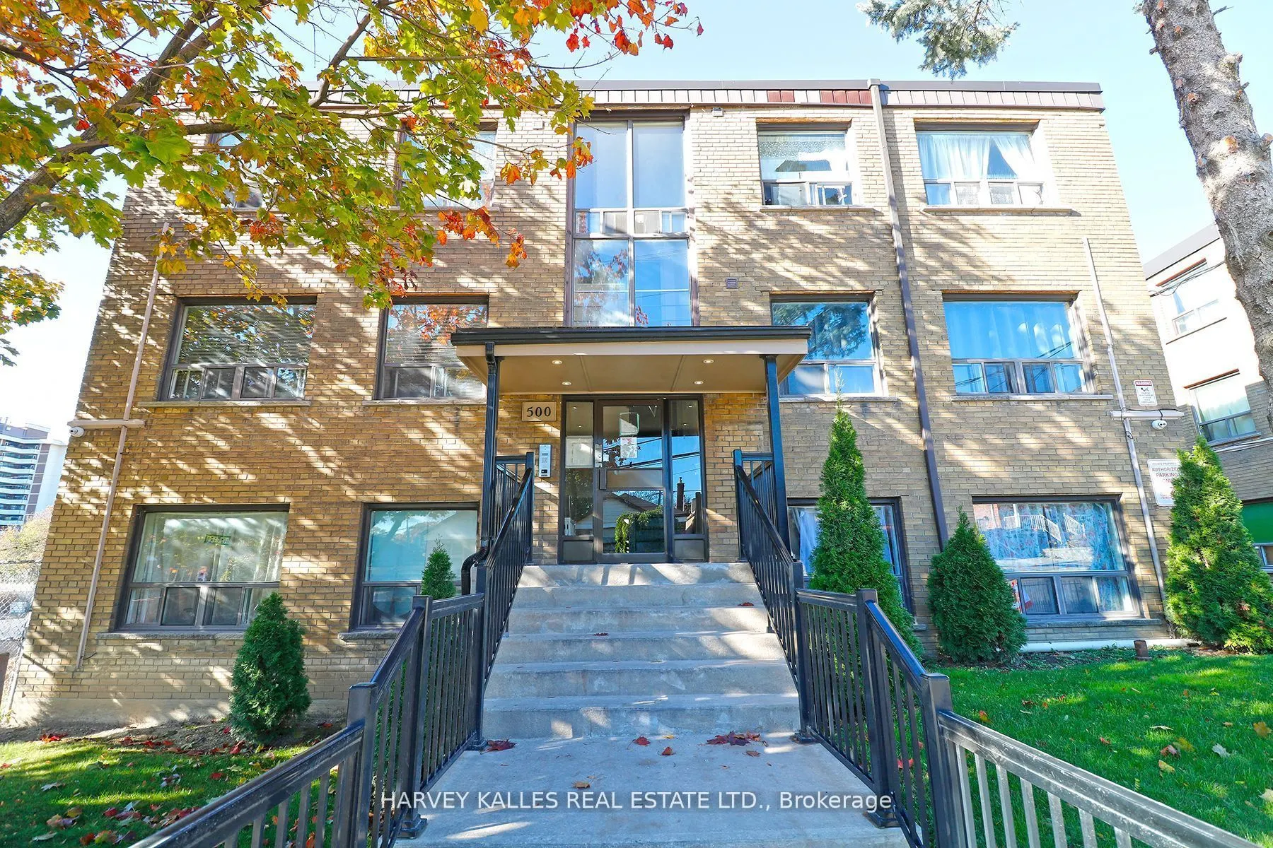 500 Gilbert Avenue, #209