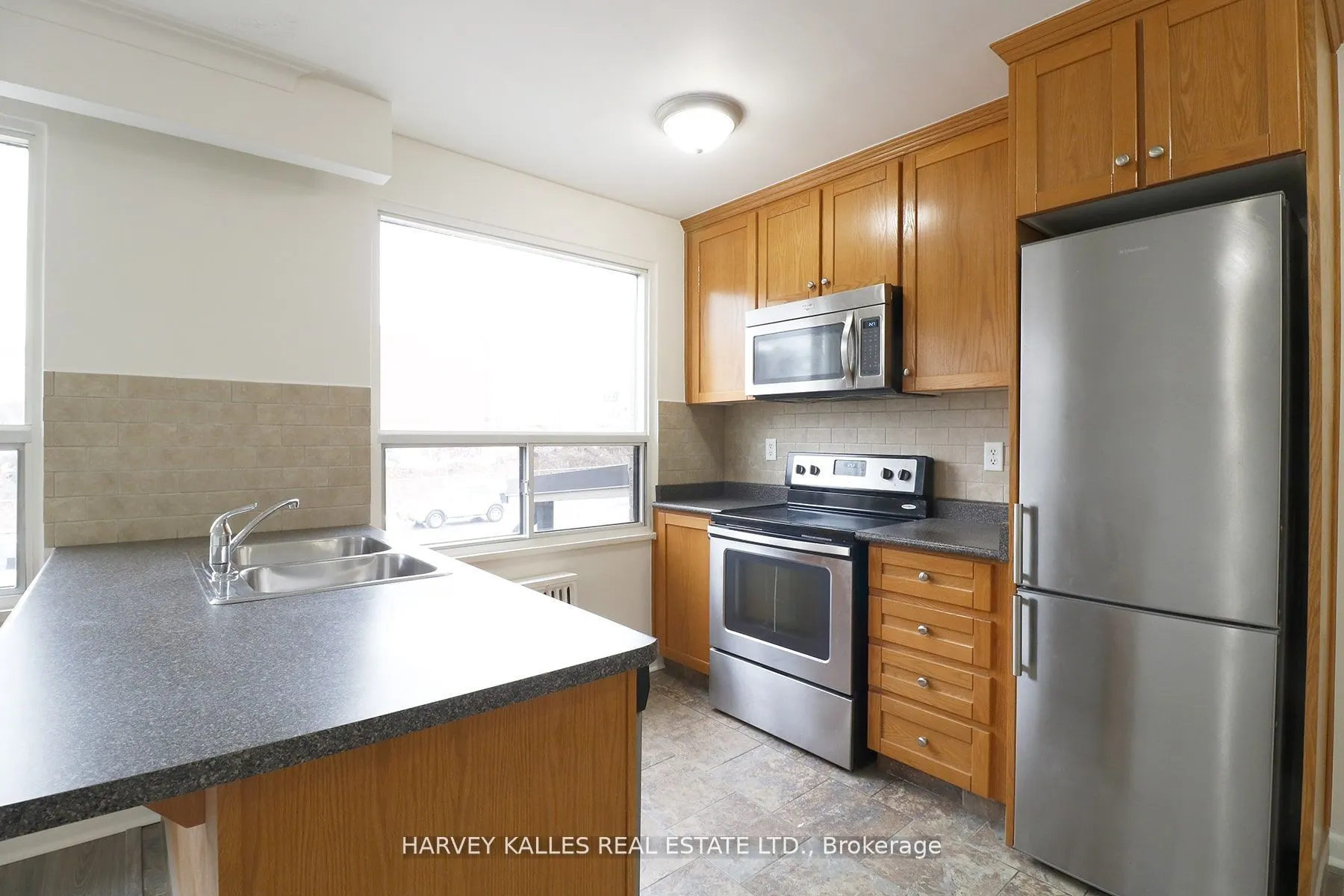500 Gilbert Avenue, #209