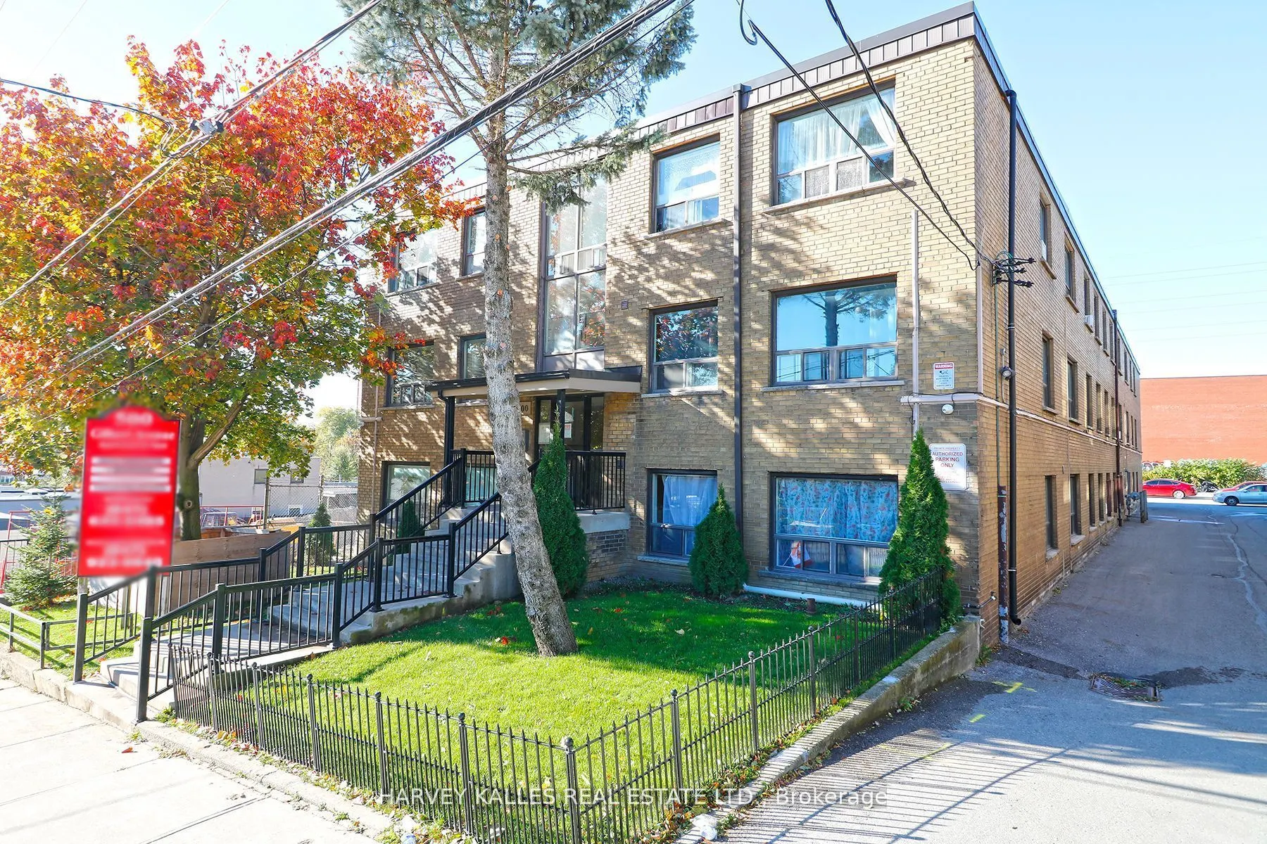 500 Gilbert Avenue, #209
