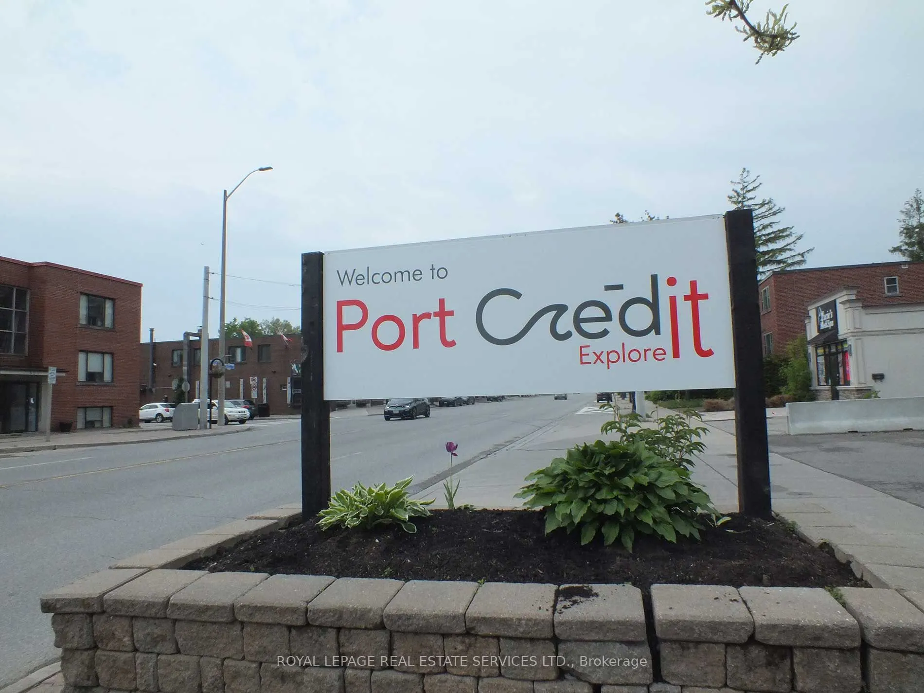 322 Lakeshore Road W, #9
