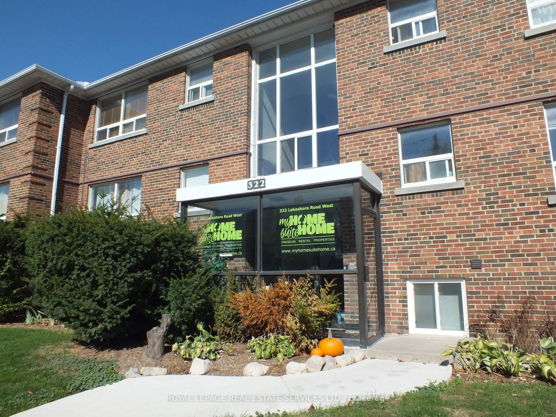 322 Lakeshore Road W, #9