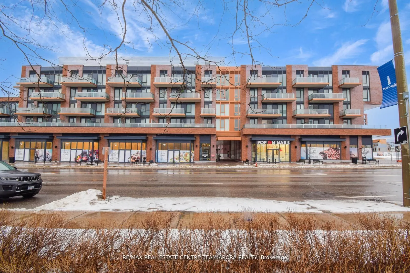 215 Lakeshore Road W, #437