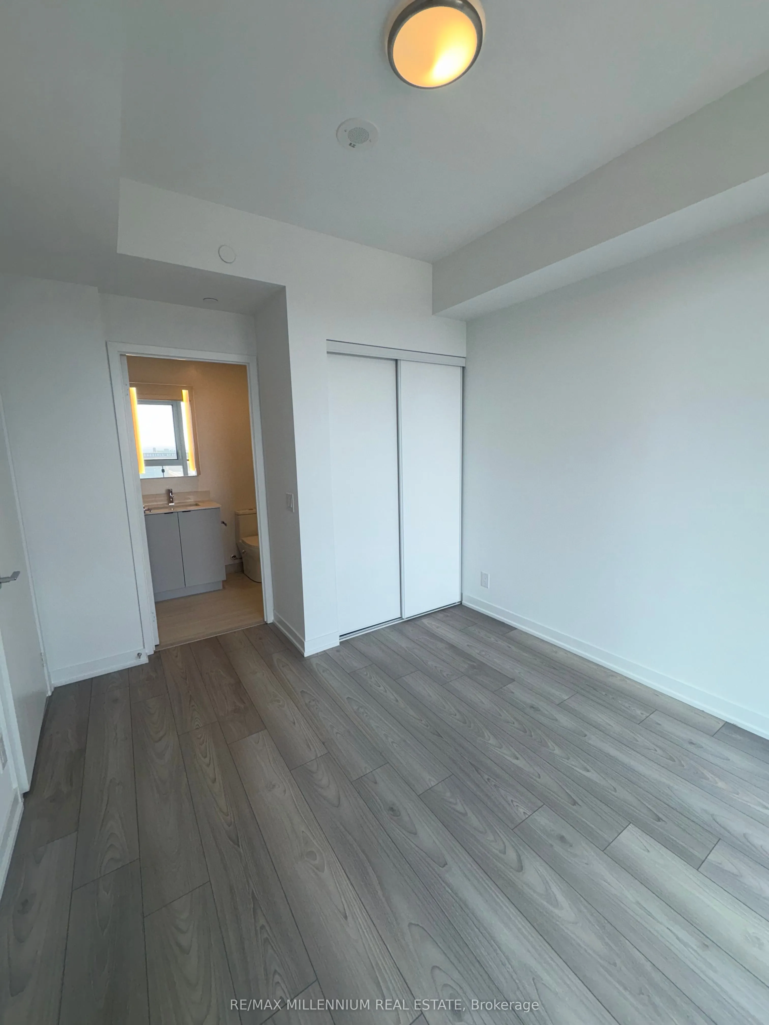 1182 King Street, #616