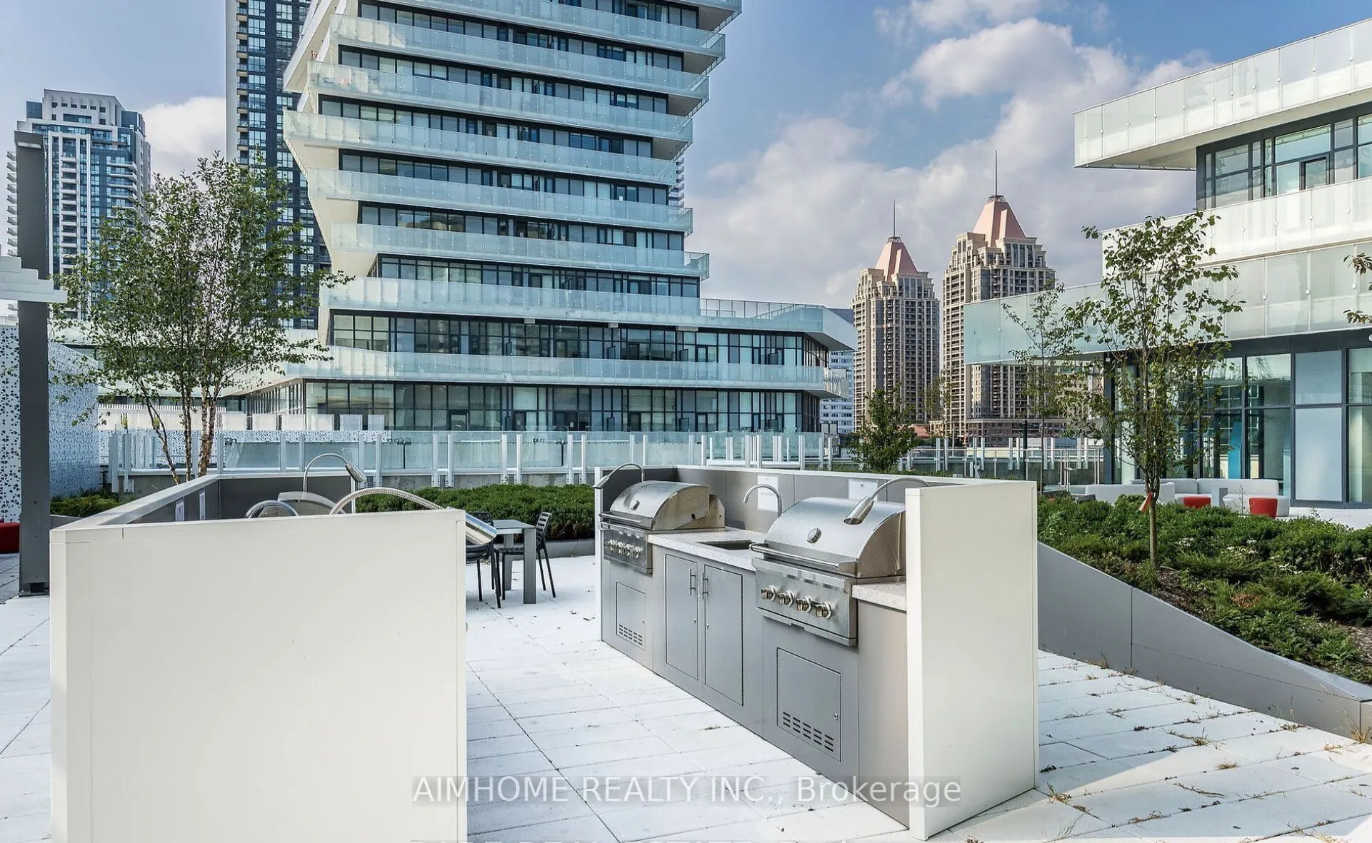 3883 Quartz Road N, #5404