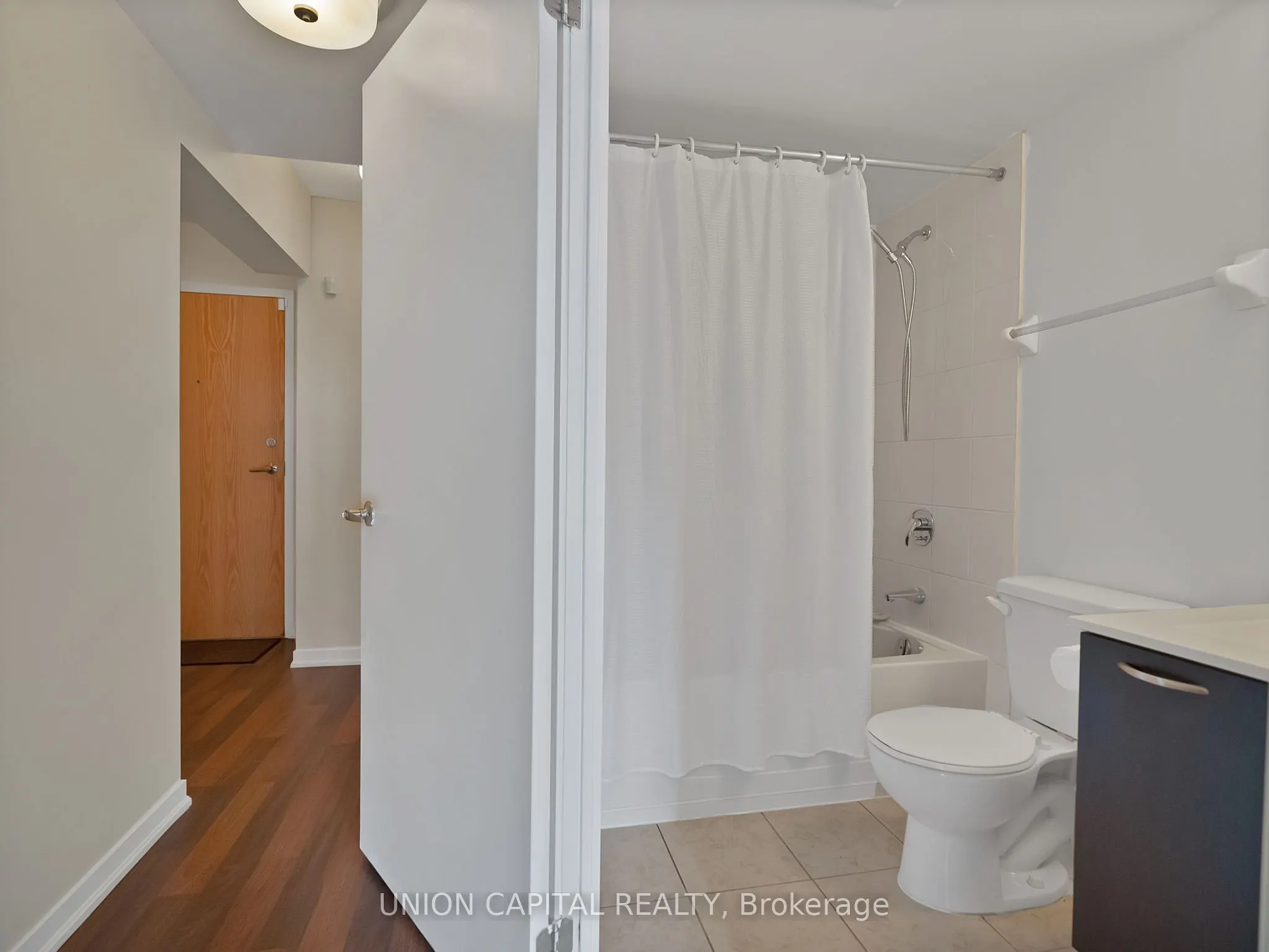 38 Joe Shuster Way, #919