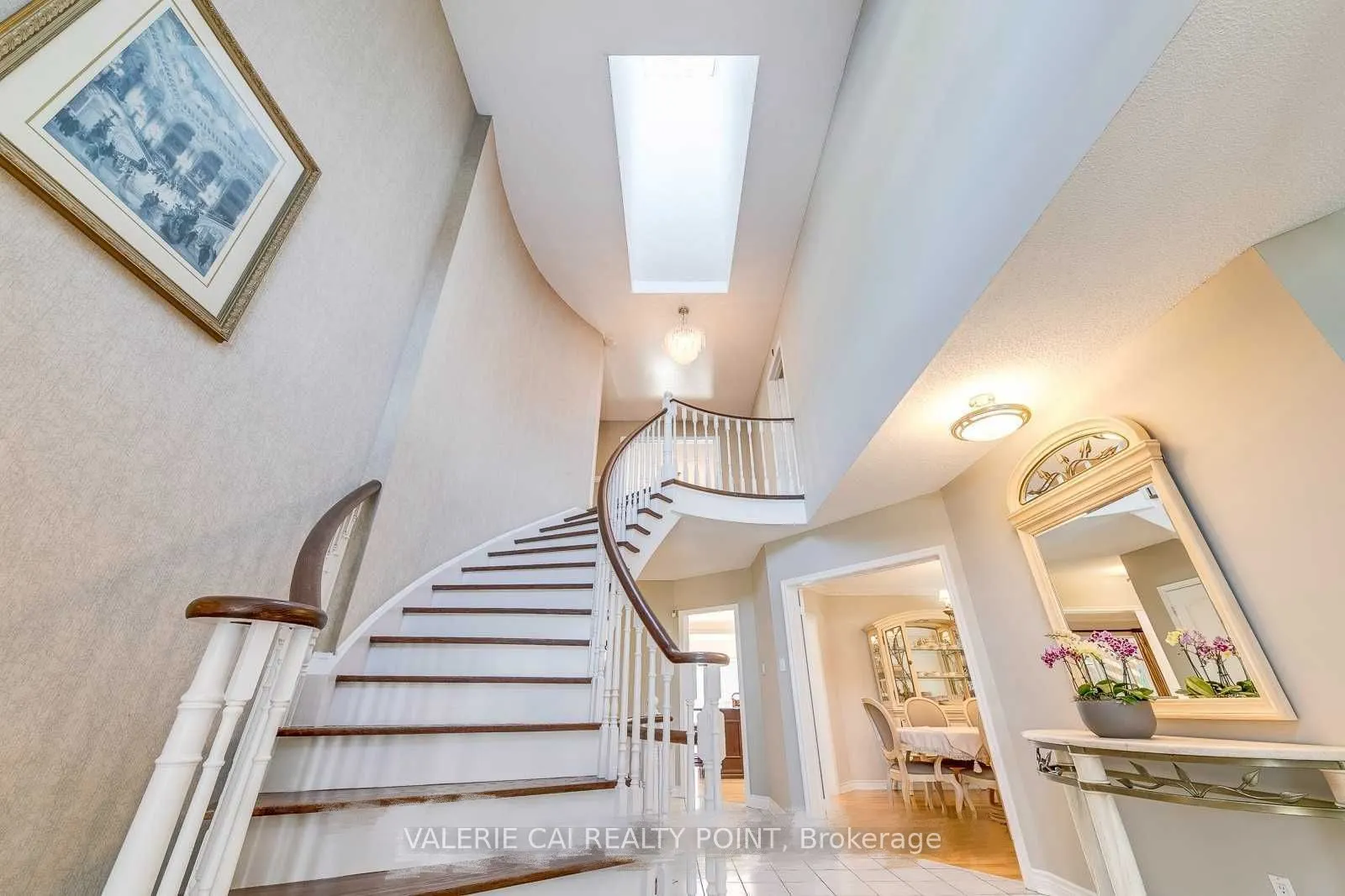 5859 Riverside Place