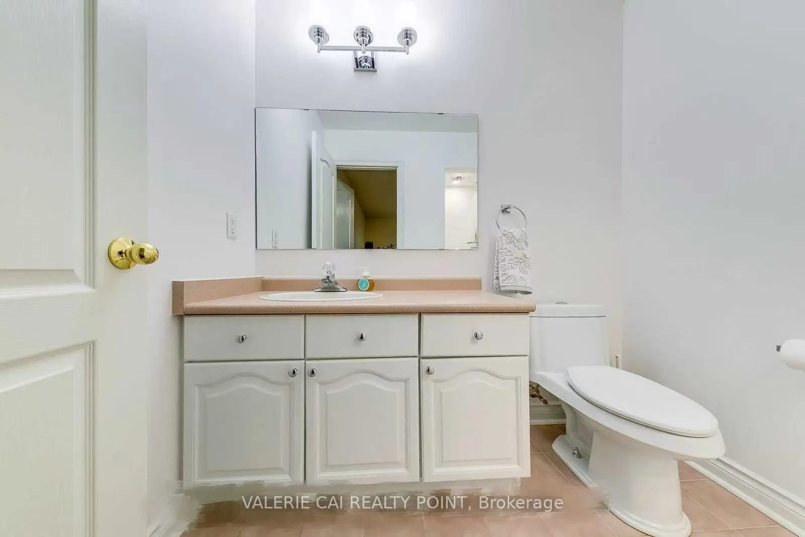 5859 Riverside Place