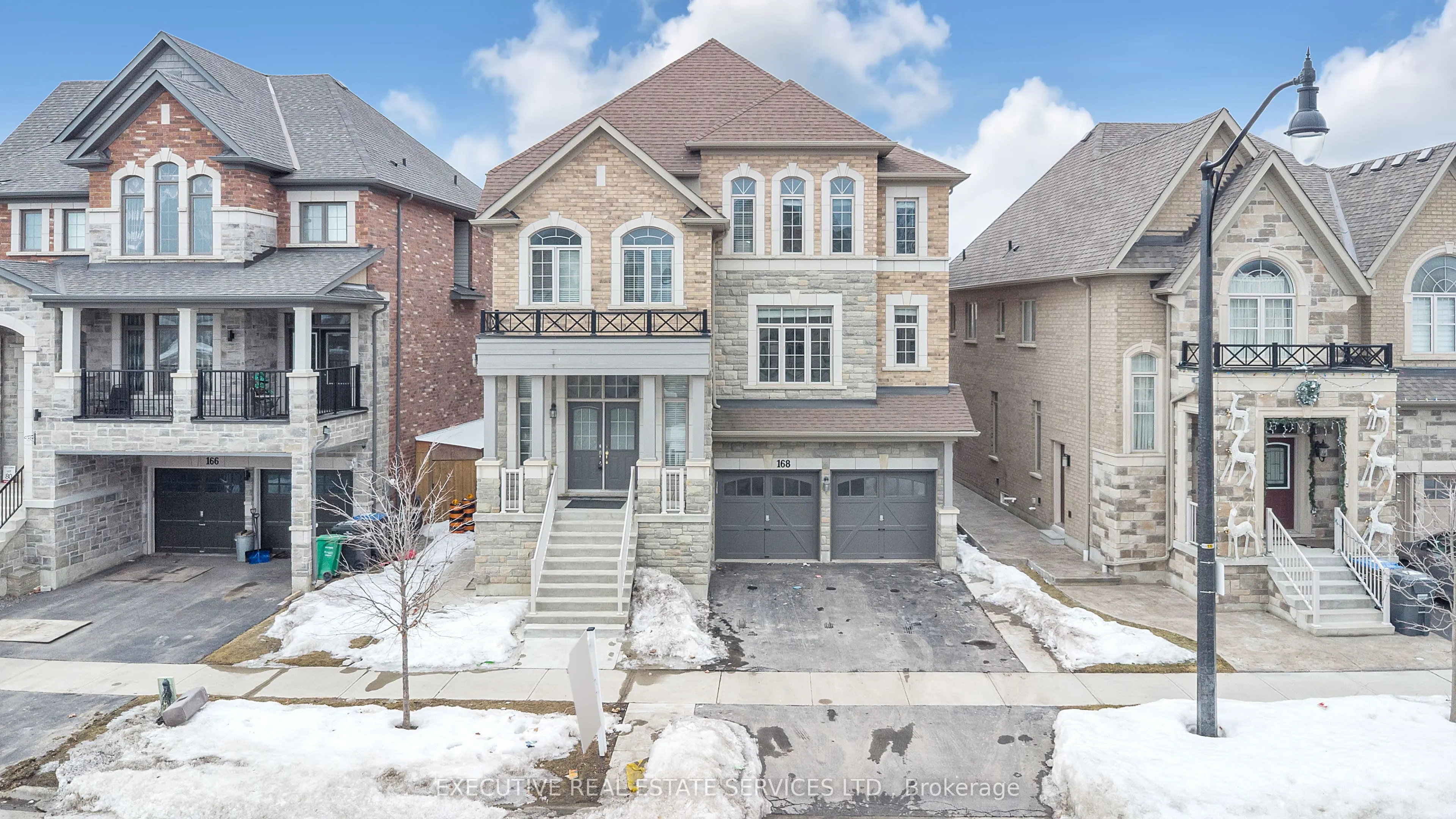 168 Thornbush Boulevard