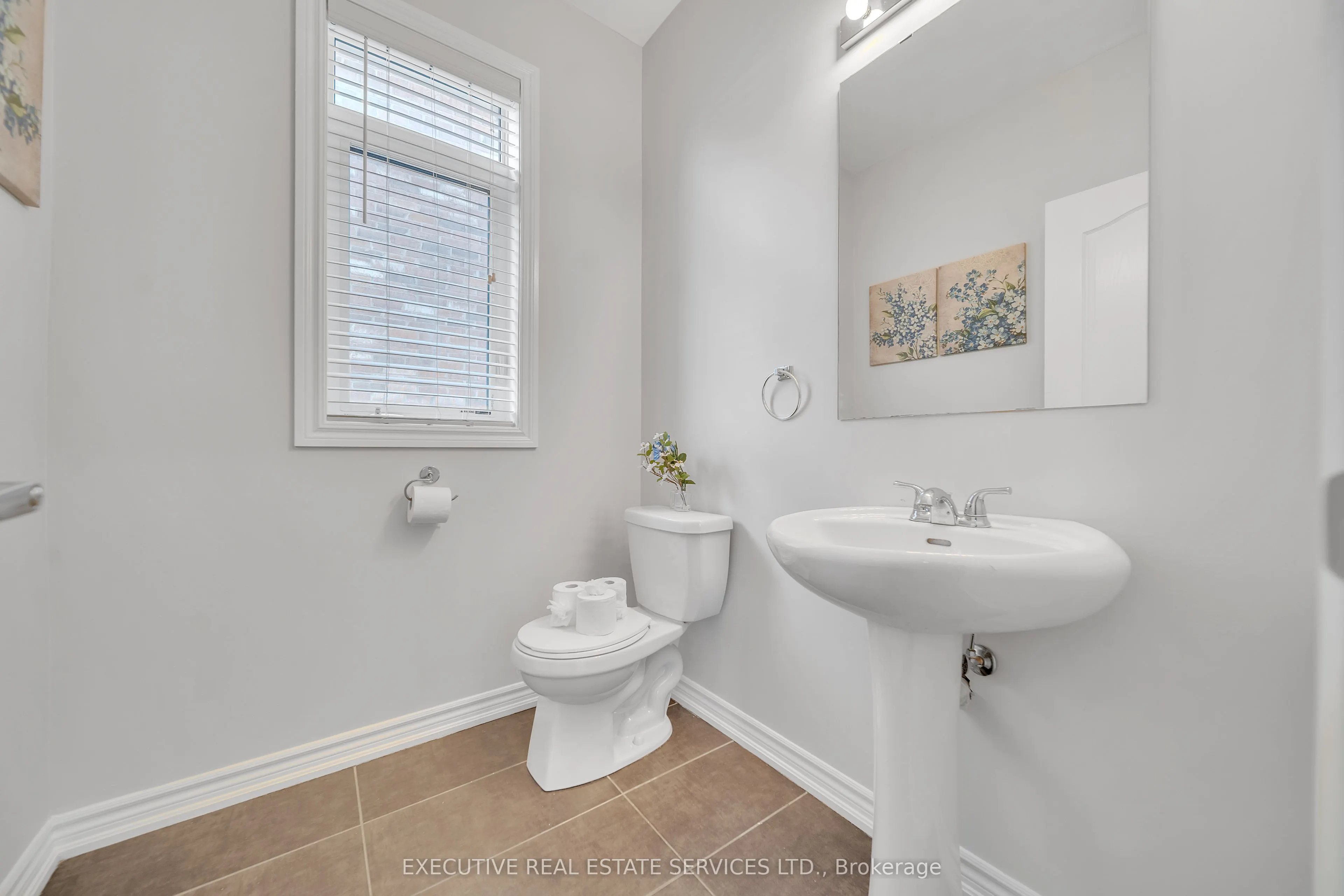 168 Thornbush Boulevard