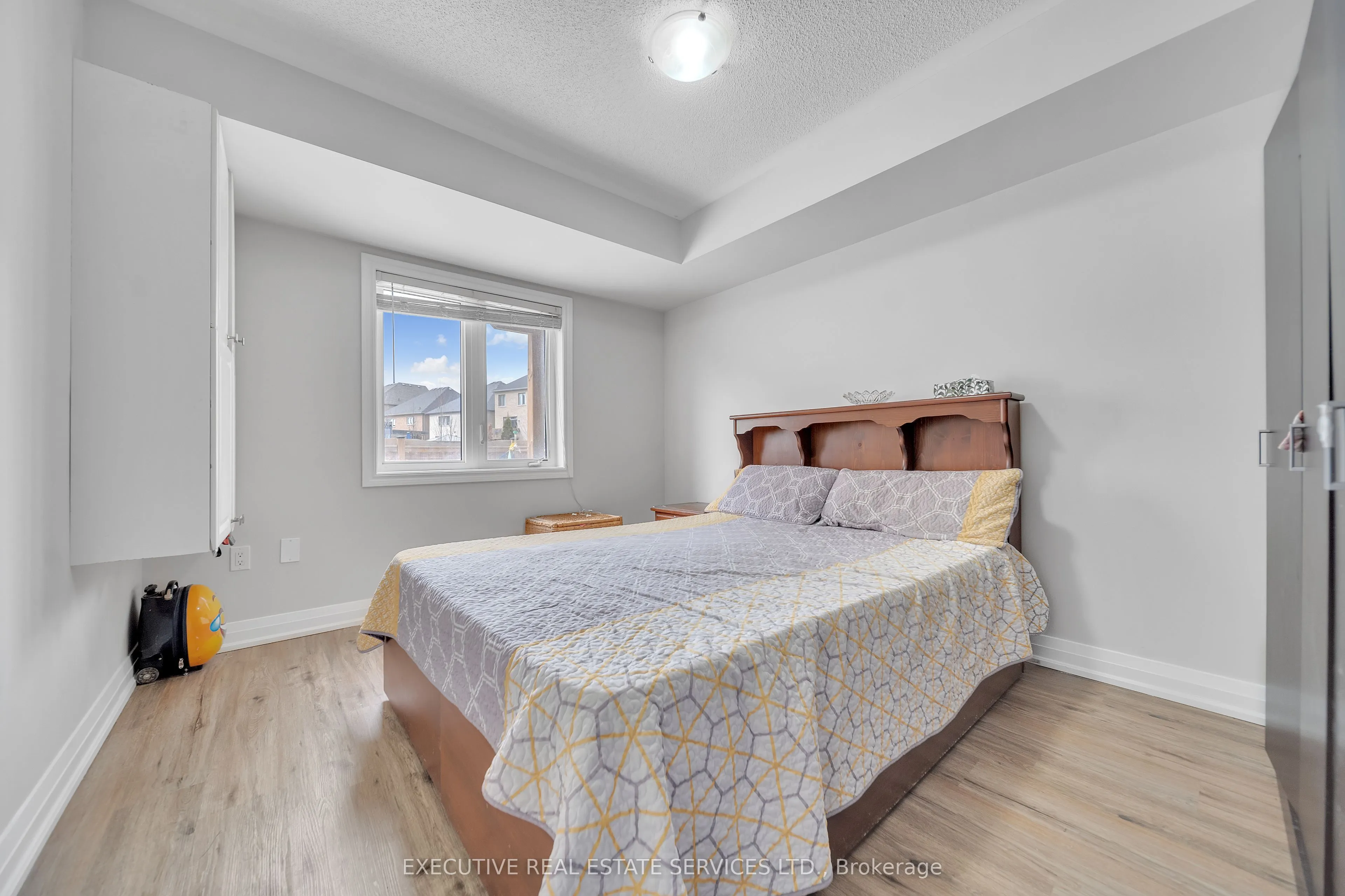 168 Thornbush Boulevard