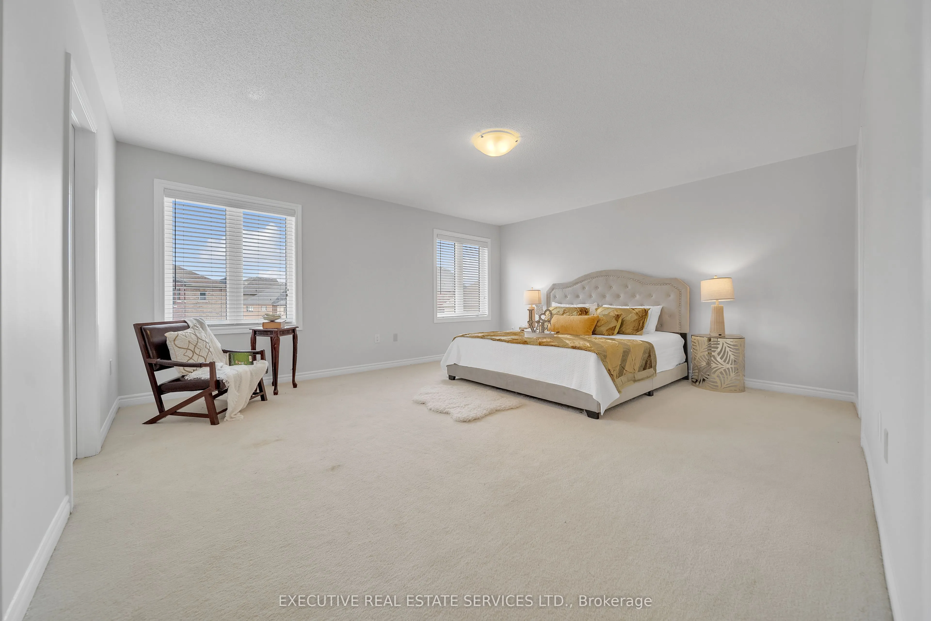 168 Thornbush Boulevard