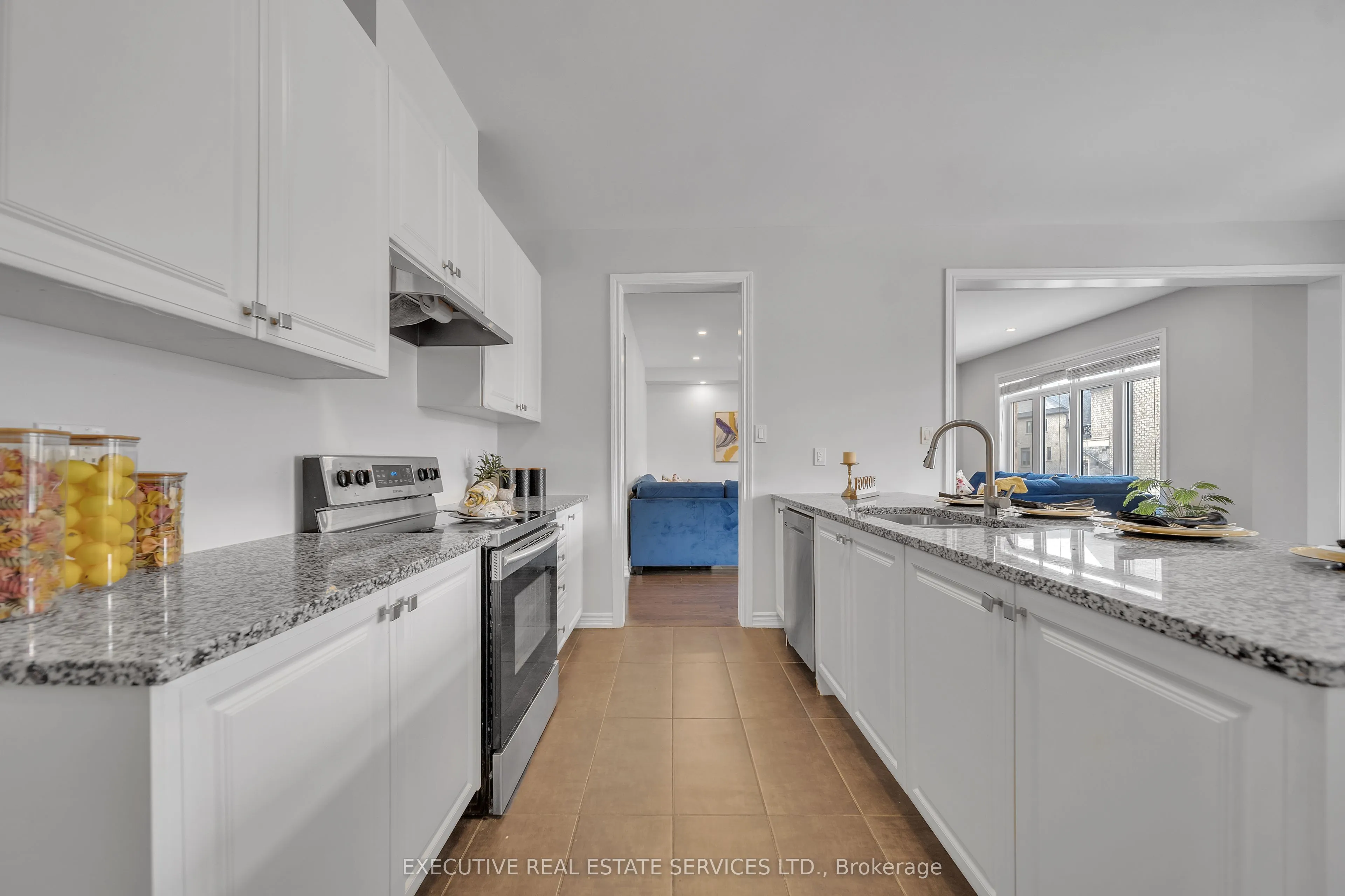 168 Thornbush Boulevard
