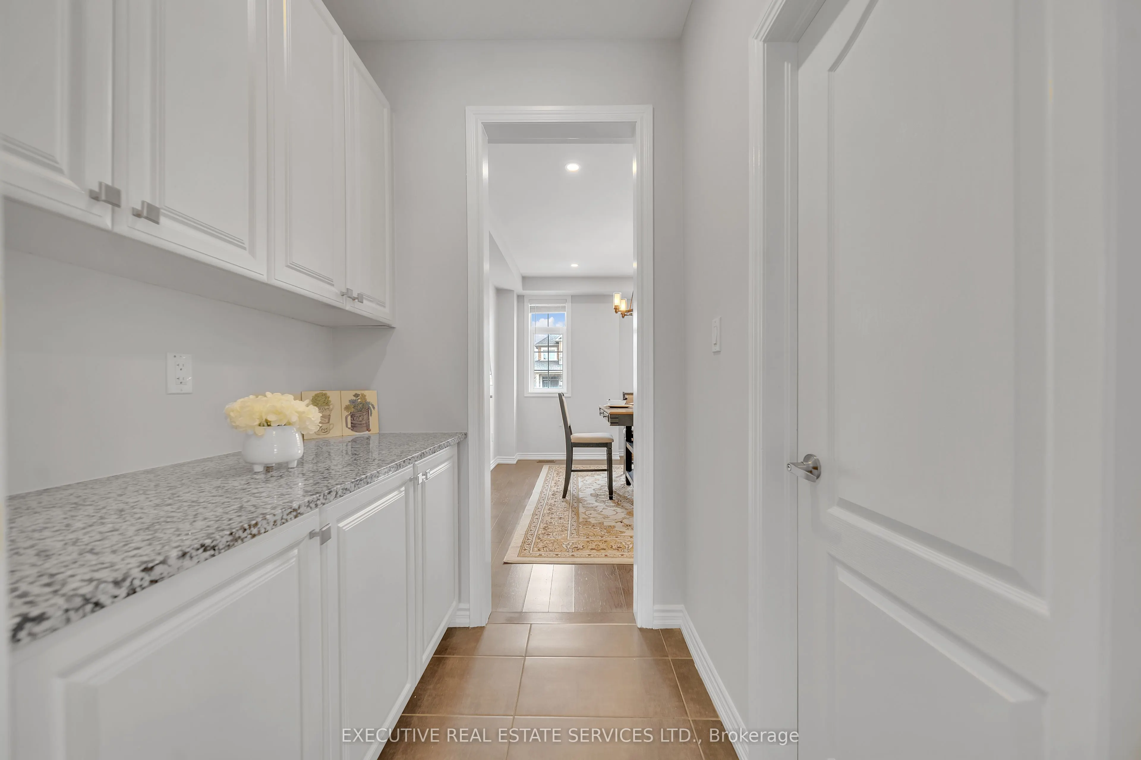 168 Thornbush Boulevard