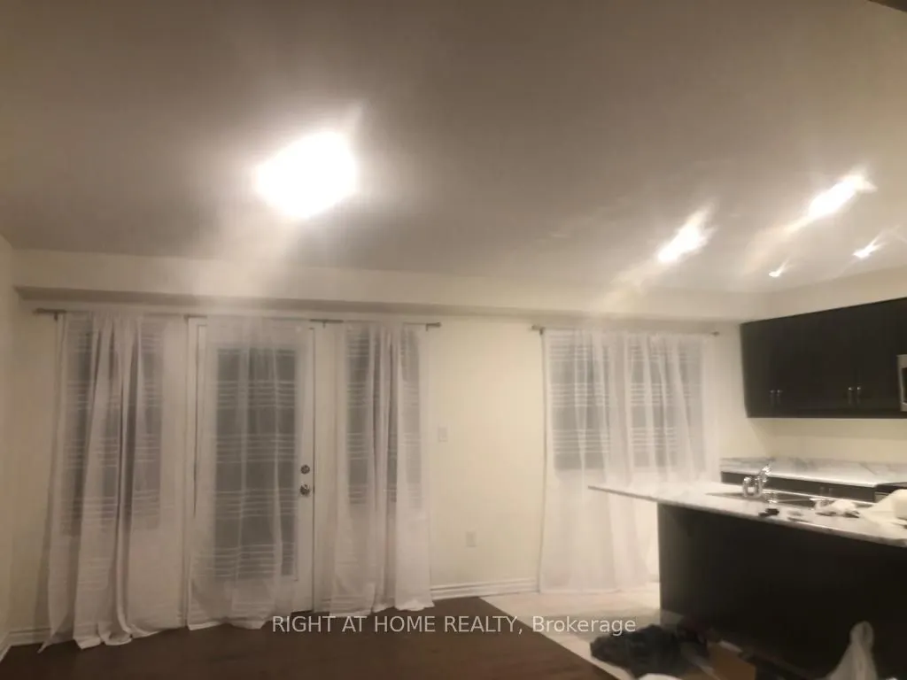 1000 Asleton Boulevard, #98