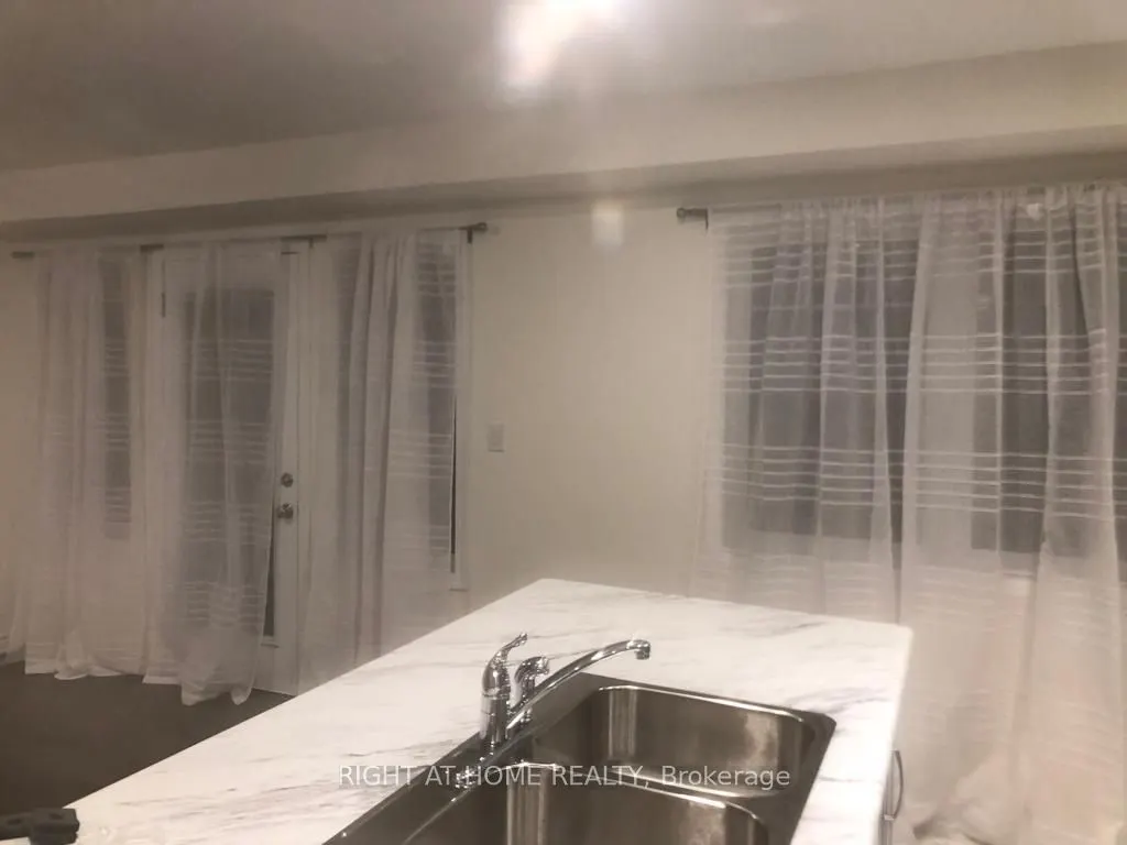 1000 Asleton Boulevard, #98