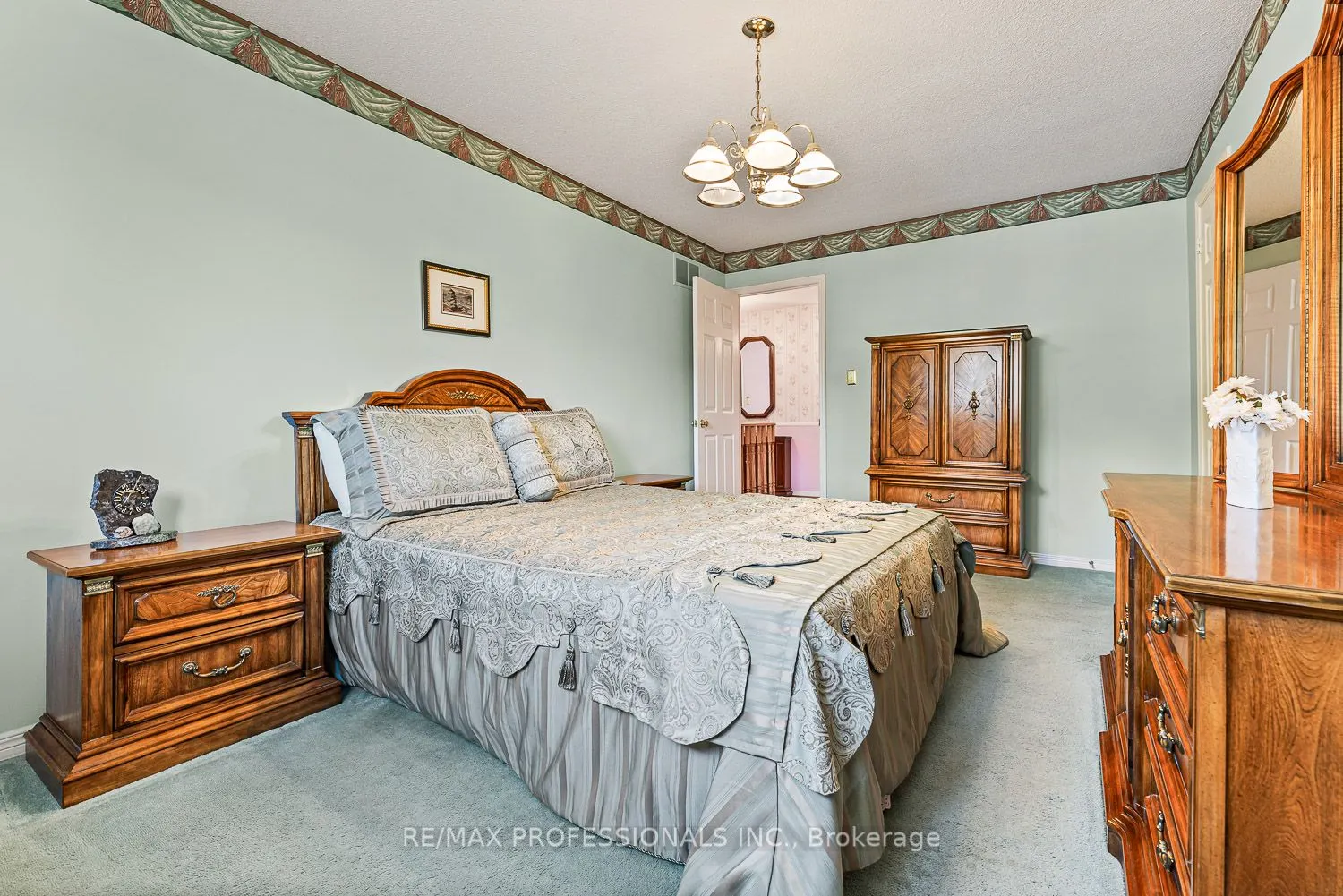 41 McCabe Crescent