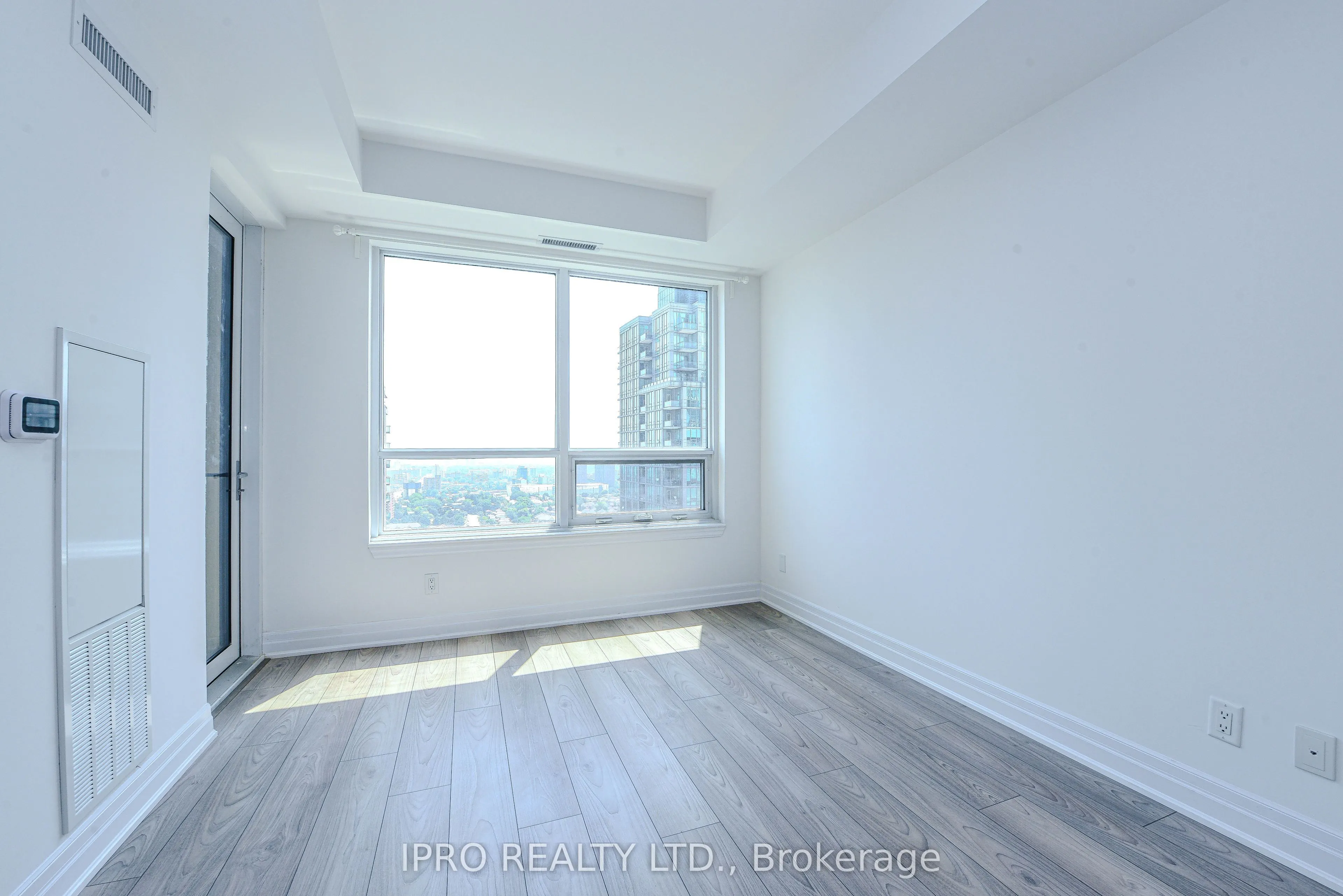 36 Elm Drive, #2505