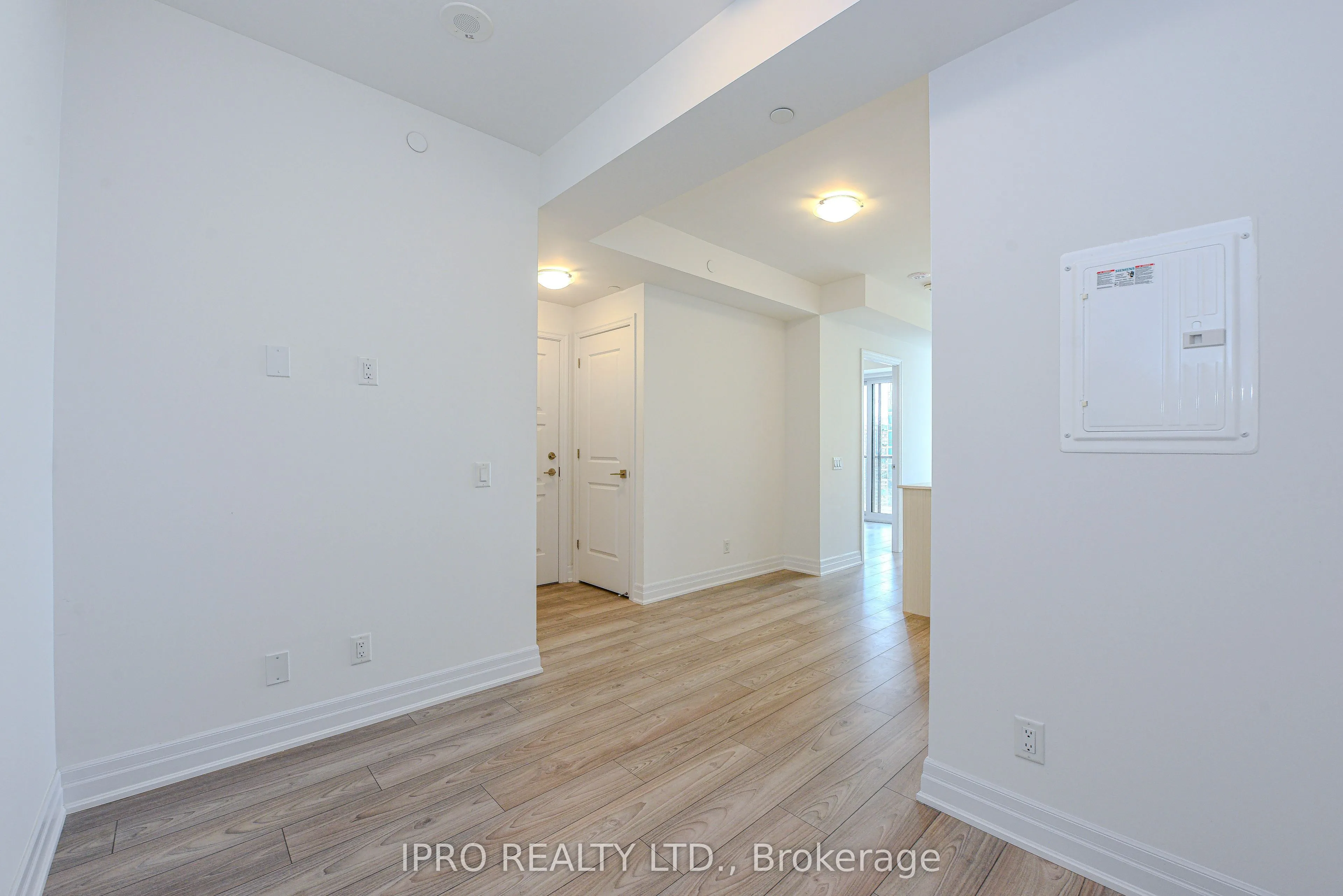 36 Elm Drive, #2505