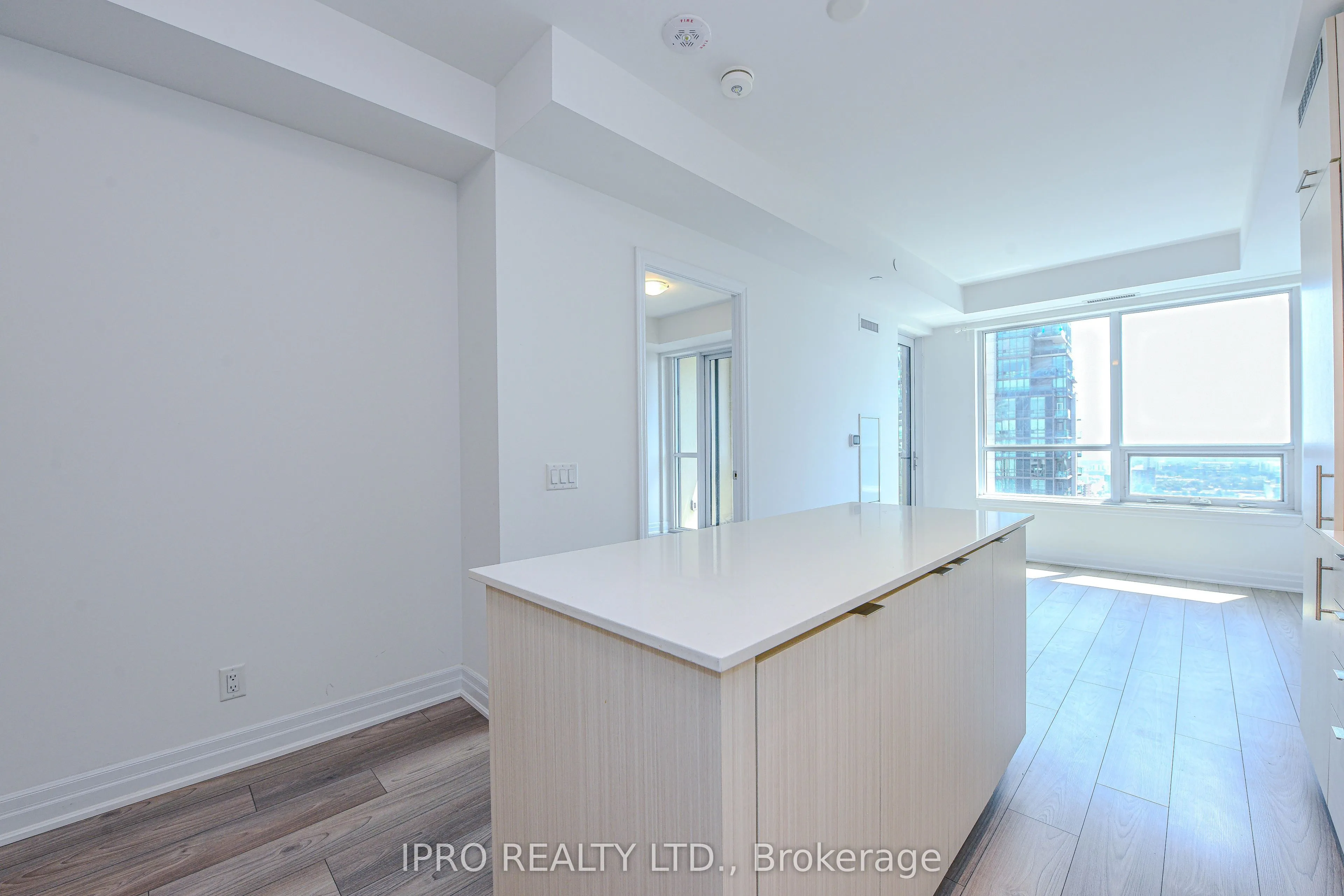 36 Elm Drive, #2505