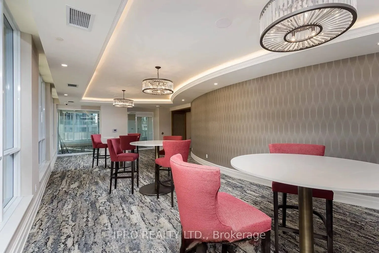 36 Elm Drive, #2505