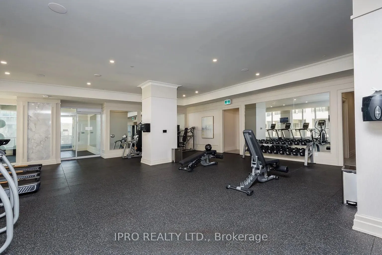 36 Elm Drive, #2505