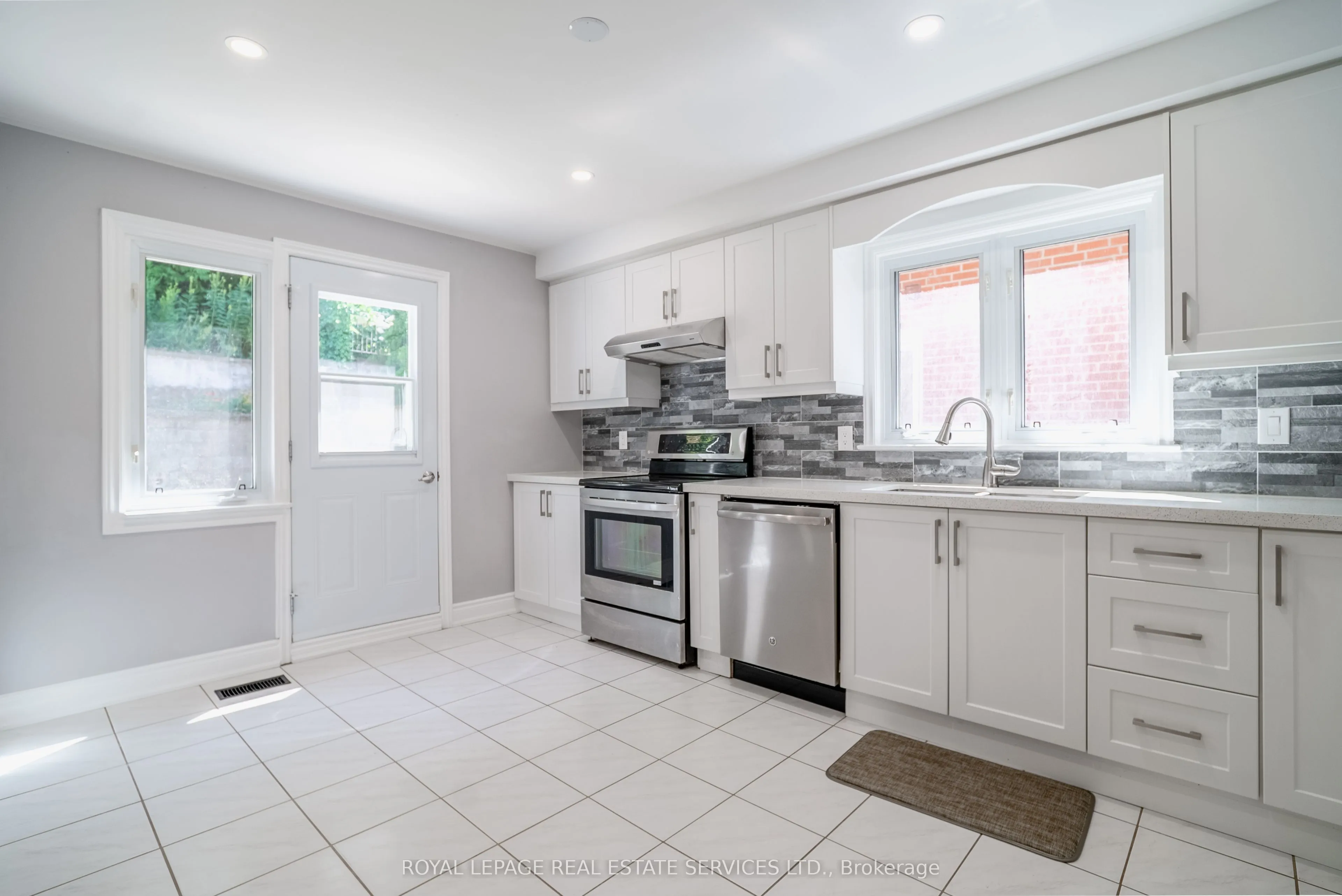 177 Gooch Avenue, #2