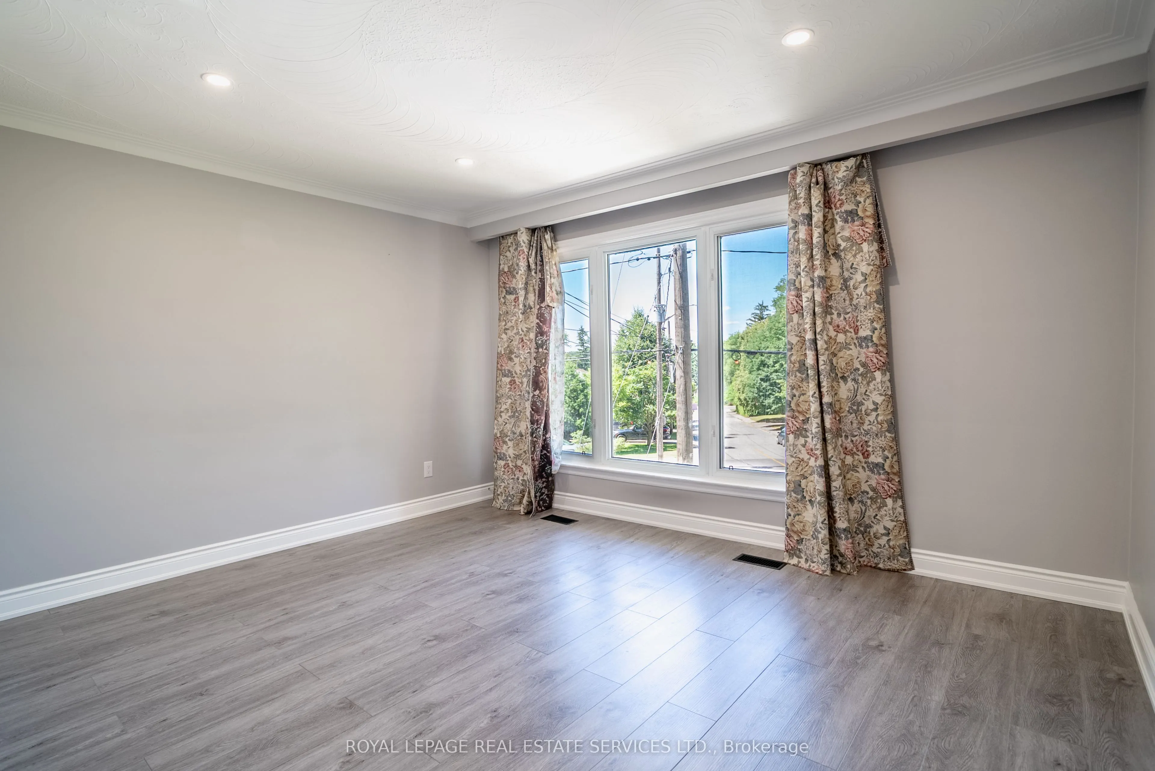 177 Gooch Avenue, #2