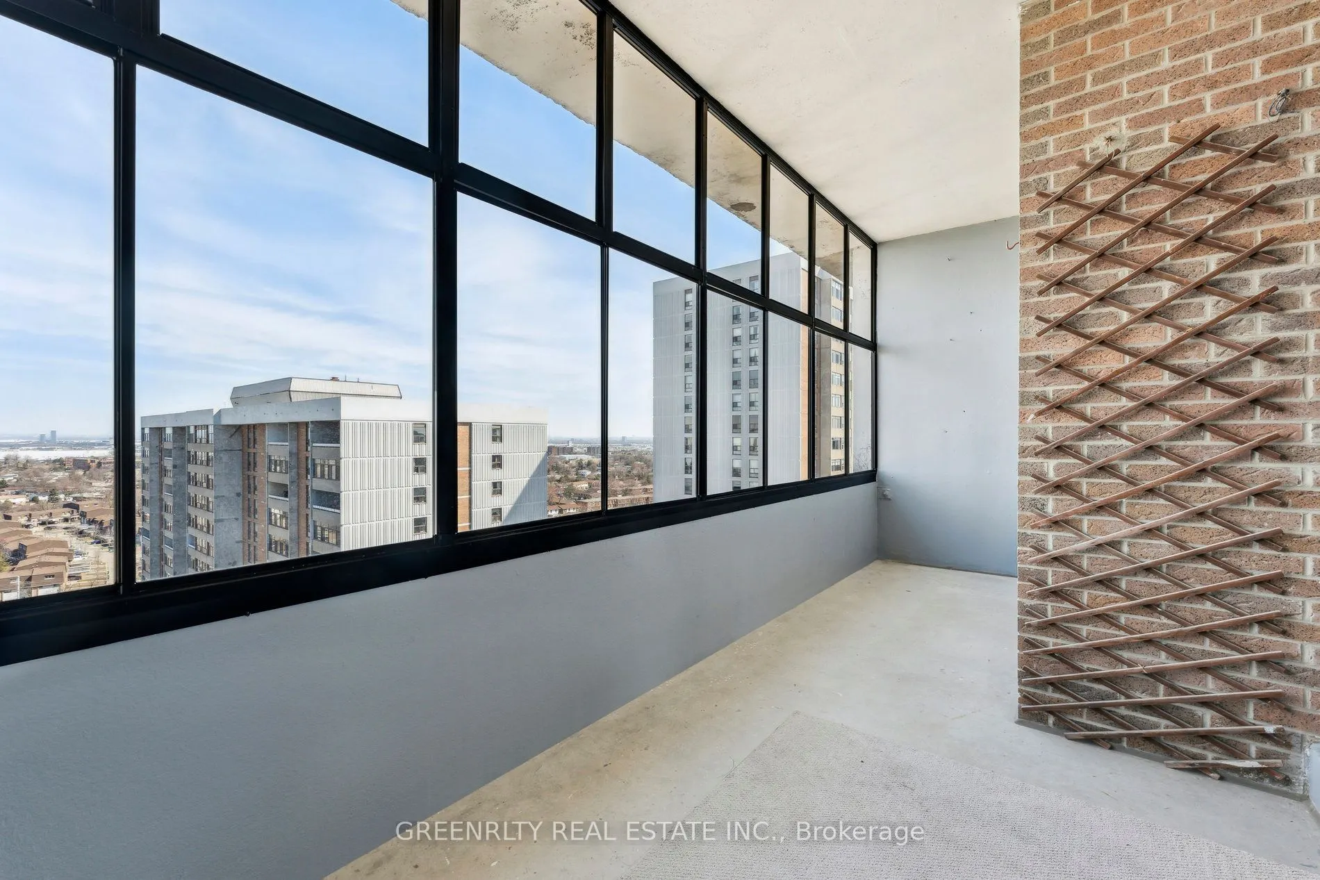 15 Kensington Road, #1903